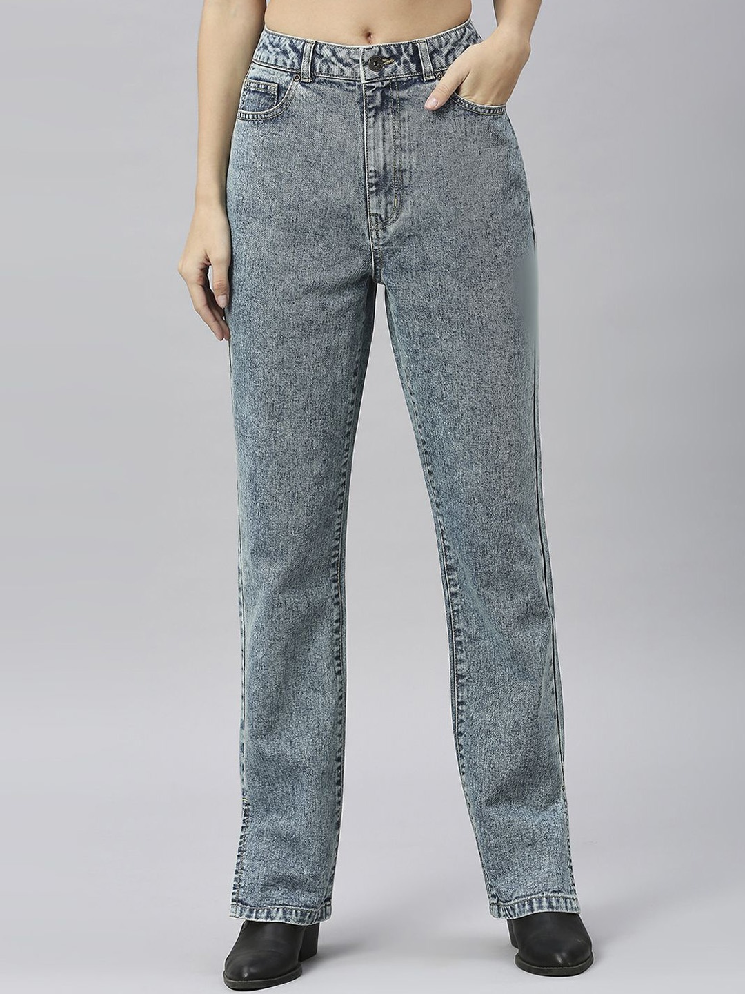 

The Roadster Lifestyle Co. Women Pure Cotton Straight Fit Jeans, Blue