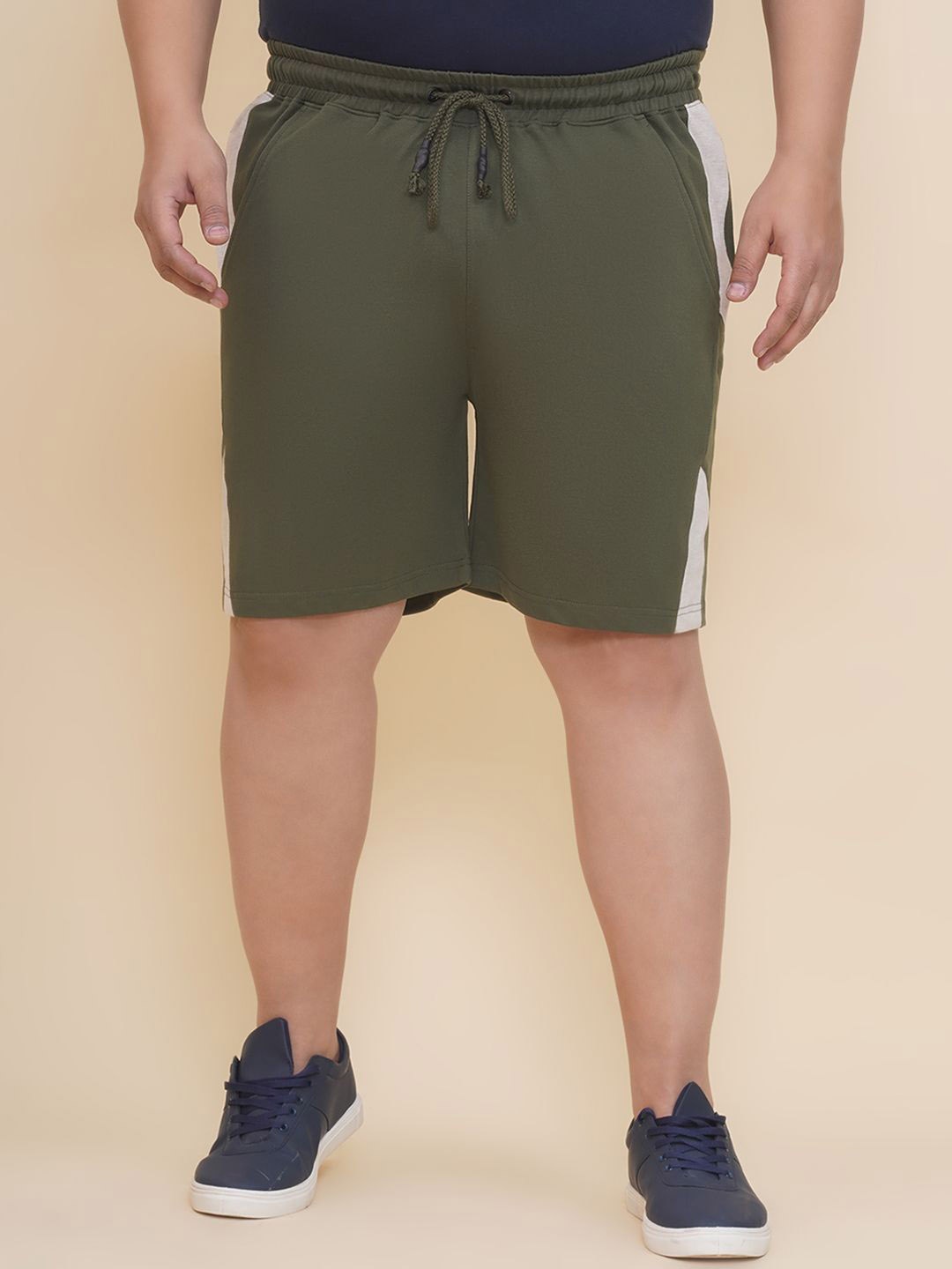 

John Pride Men Plus Size Colourblocked Outdoor Shorts, Olive