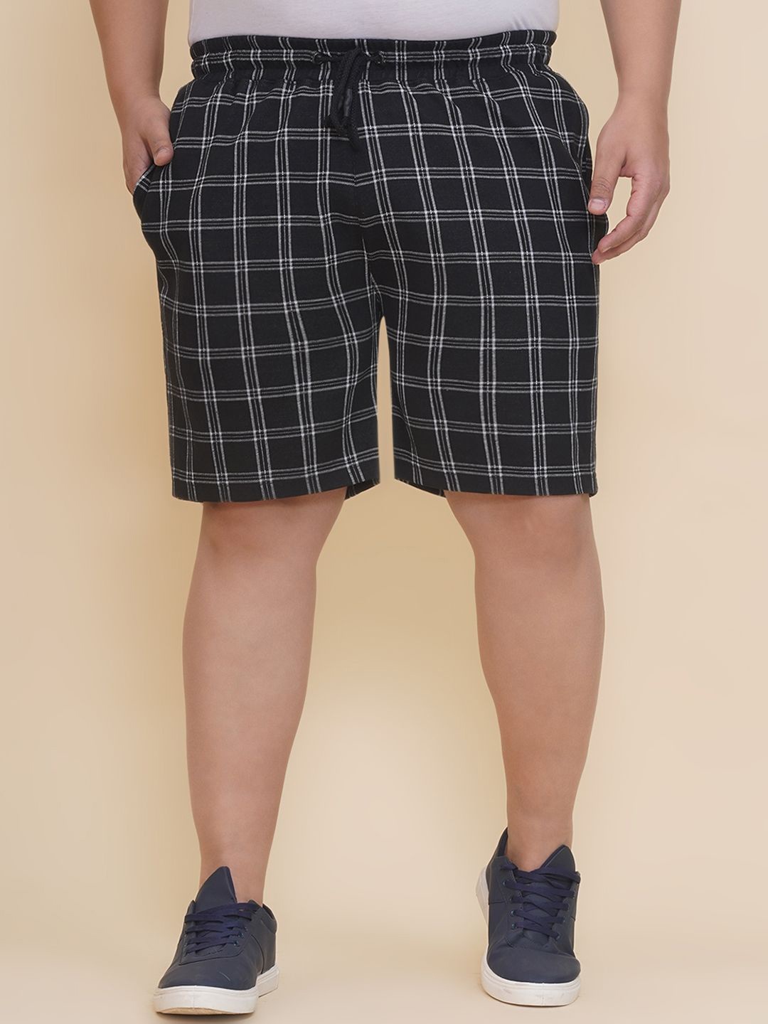 

John Pride Men Plus Size Checked Mid-Rise Cotton Shorts, Black