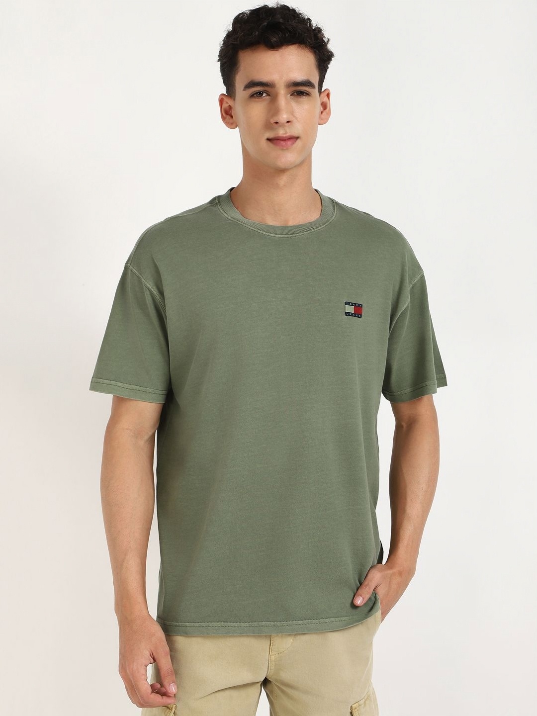 

Tommy Hilfiger Men Solid Round Neck Cotton T-shirt, Green