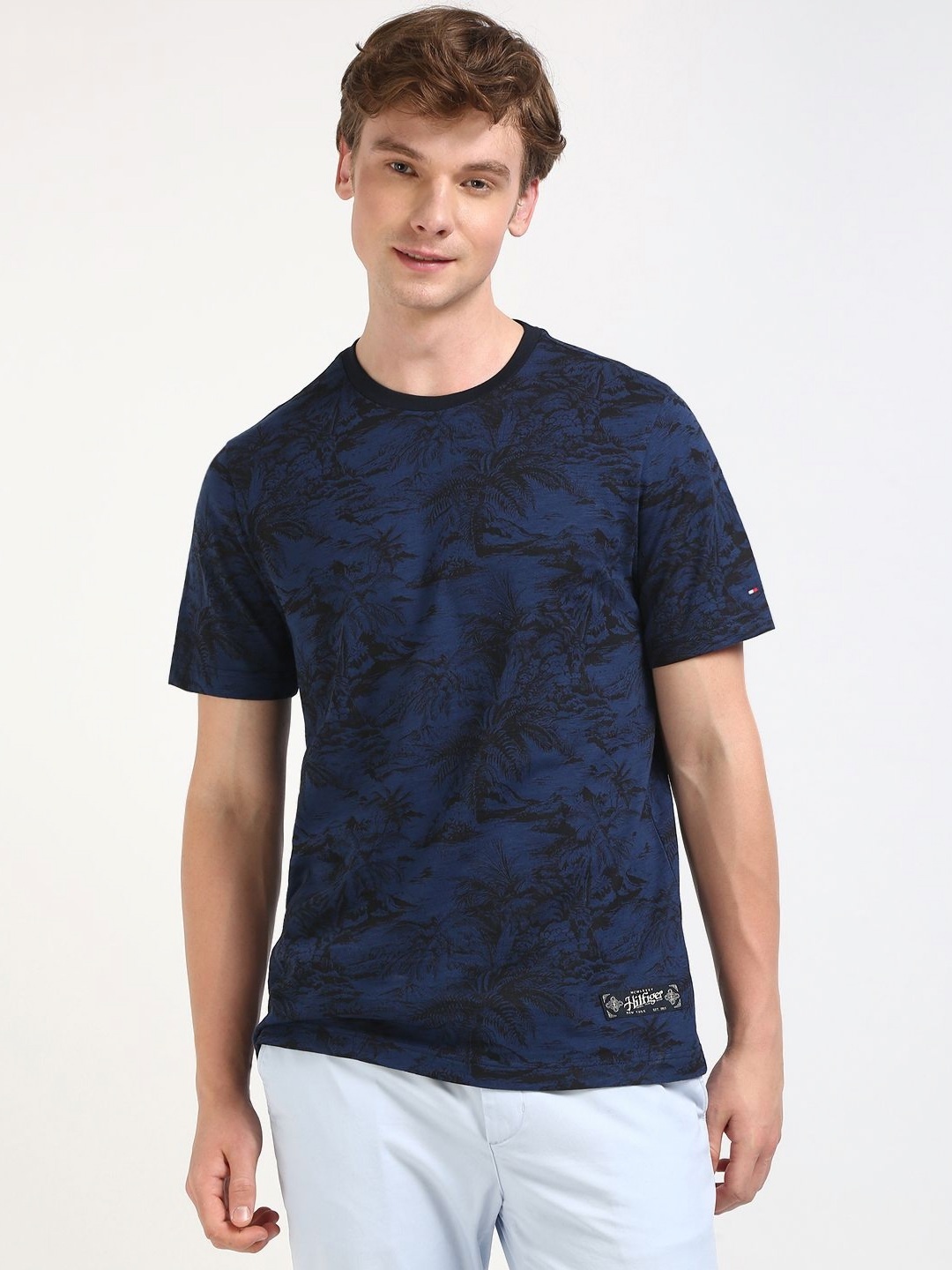 

Tommy Hilfiger Men Floral Printed Round Neck Cotton T-shirt, Black