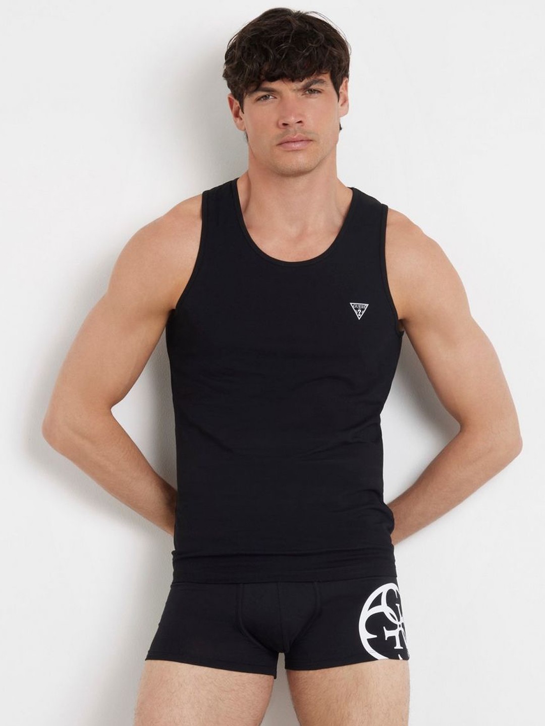 

GUESS Men Round Neck Tank Vests, Black