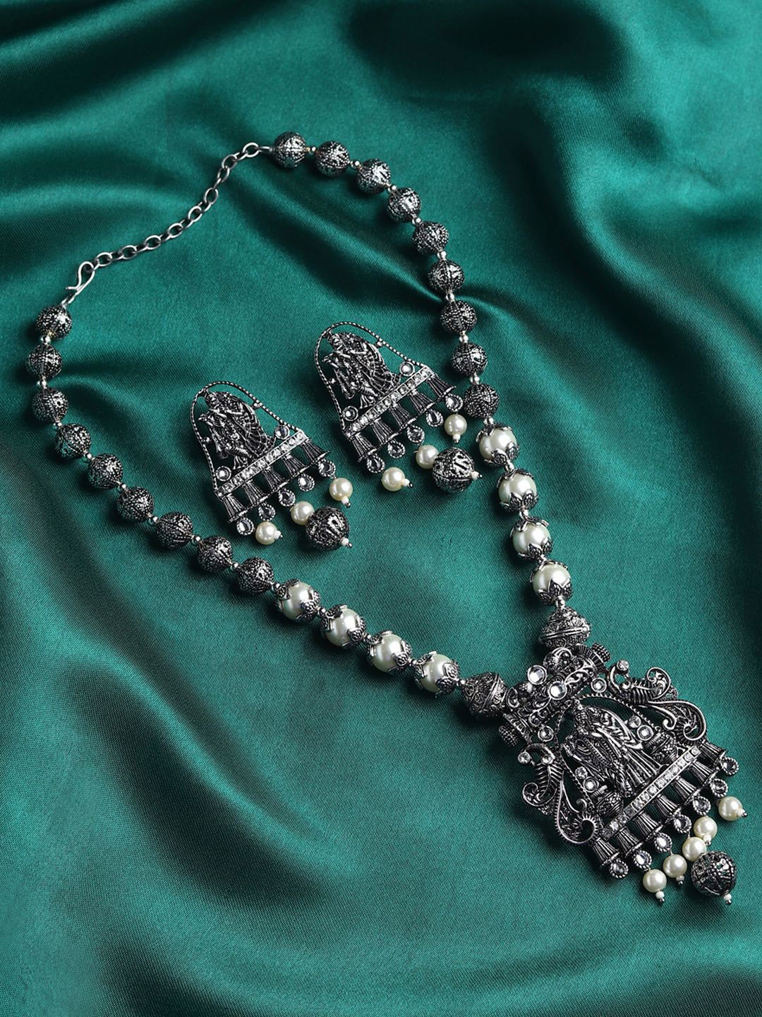 

RHOSYN Silver-Plated Lord Radha-Krishna Stone-Studded & Beaded Oxidised Jewellery Set