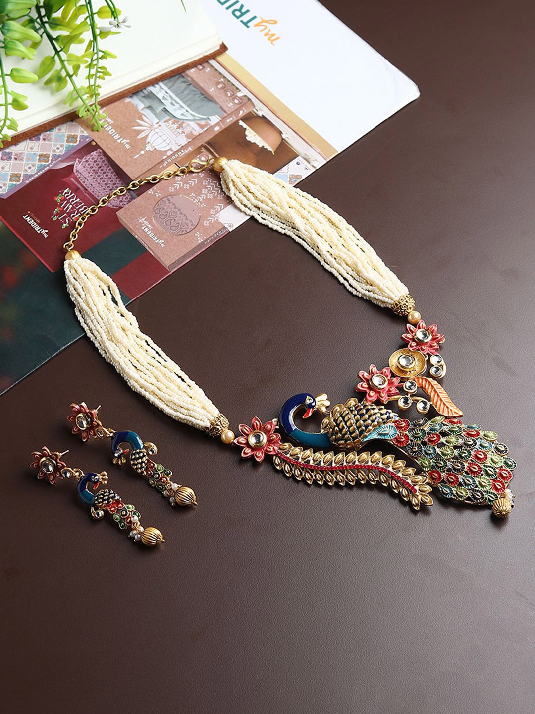 

RHOSYN Gold-Plated Stone-Studded & Beaded Meenakari Jewellery Set