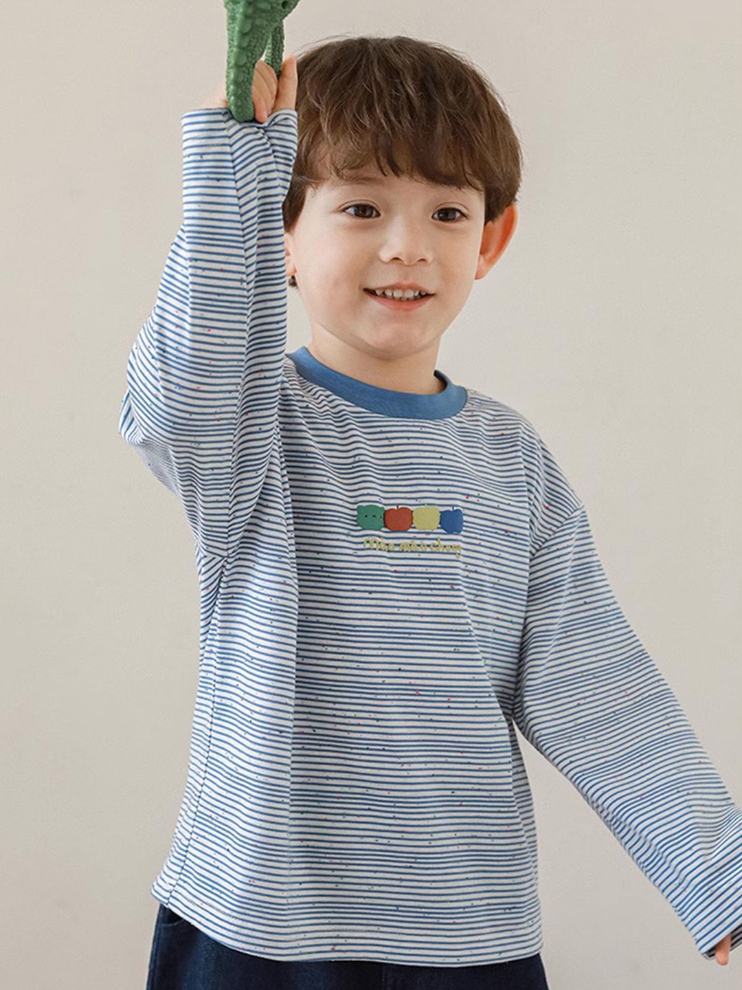 

LULU & SKY Boys Striped Applique Cotton Oversized T-shirt, White