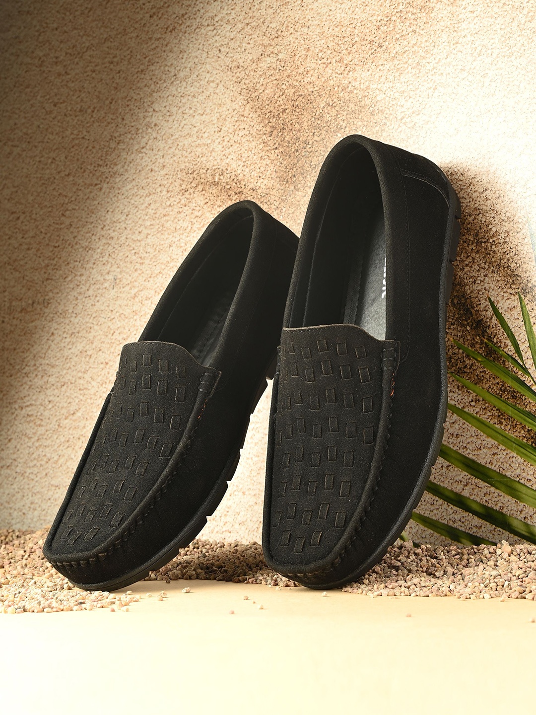 

Killer Men ss25 Woven Design Loafers, Black