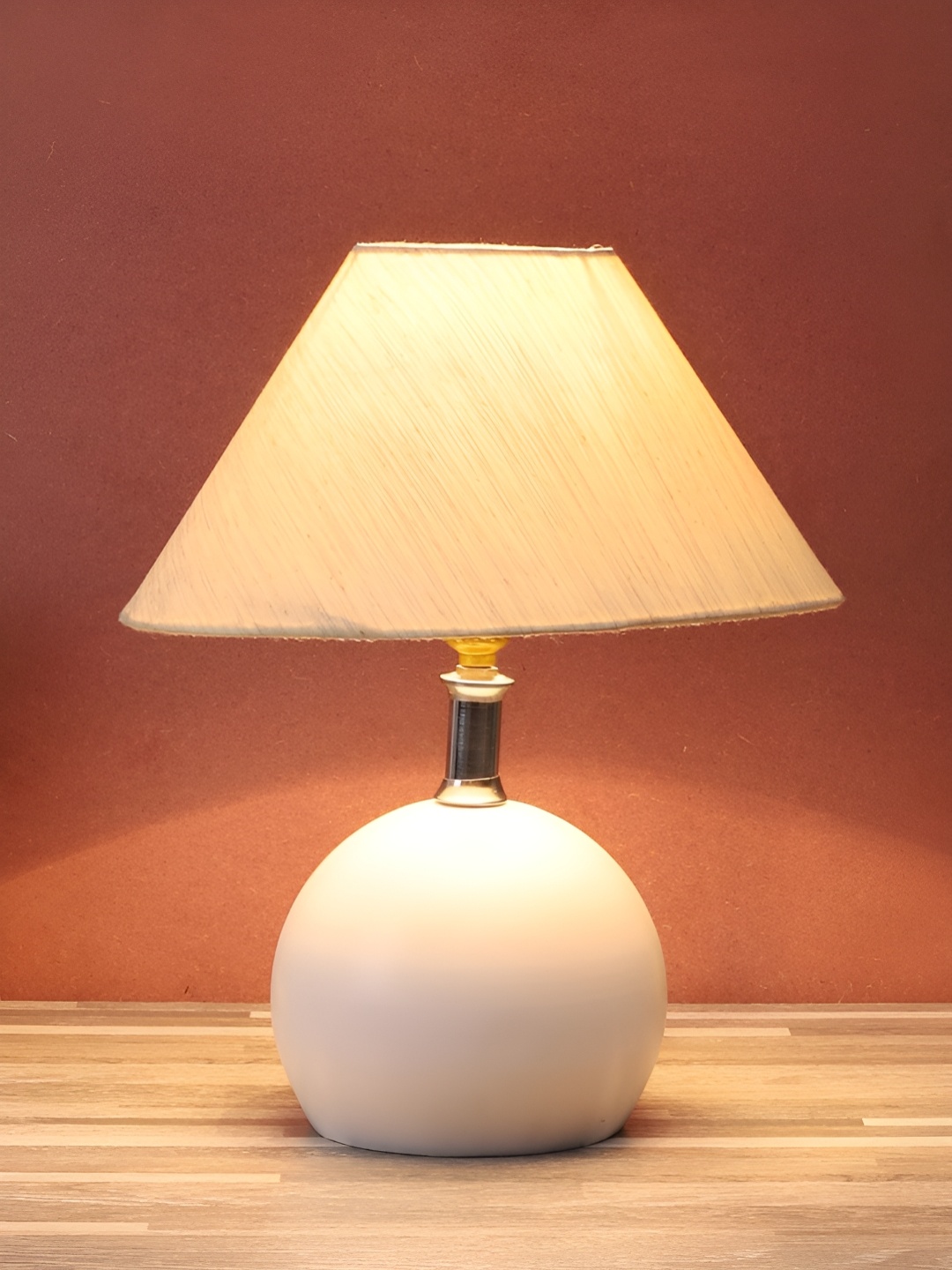 

BrightDaisy Beige & White Printed Metal Frusturical Shaped Table Lamp