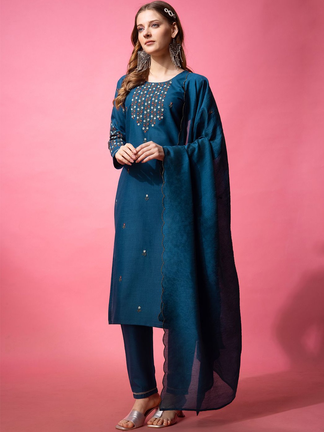 

ARADHNA Floral Embroidered Kurta With Trouser & Dupatta, Blue