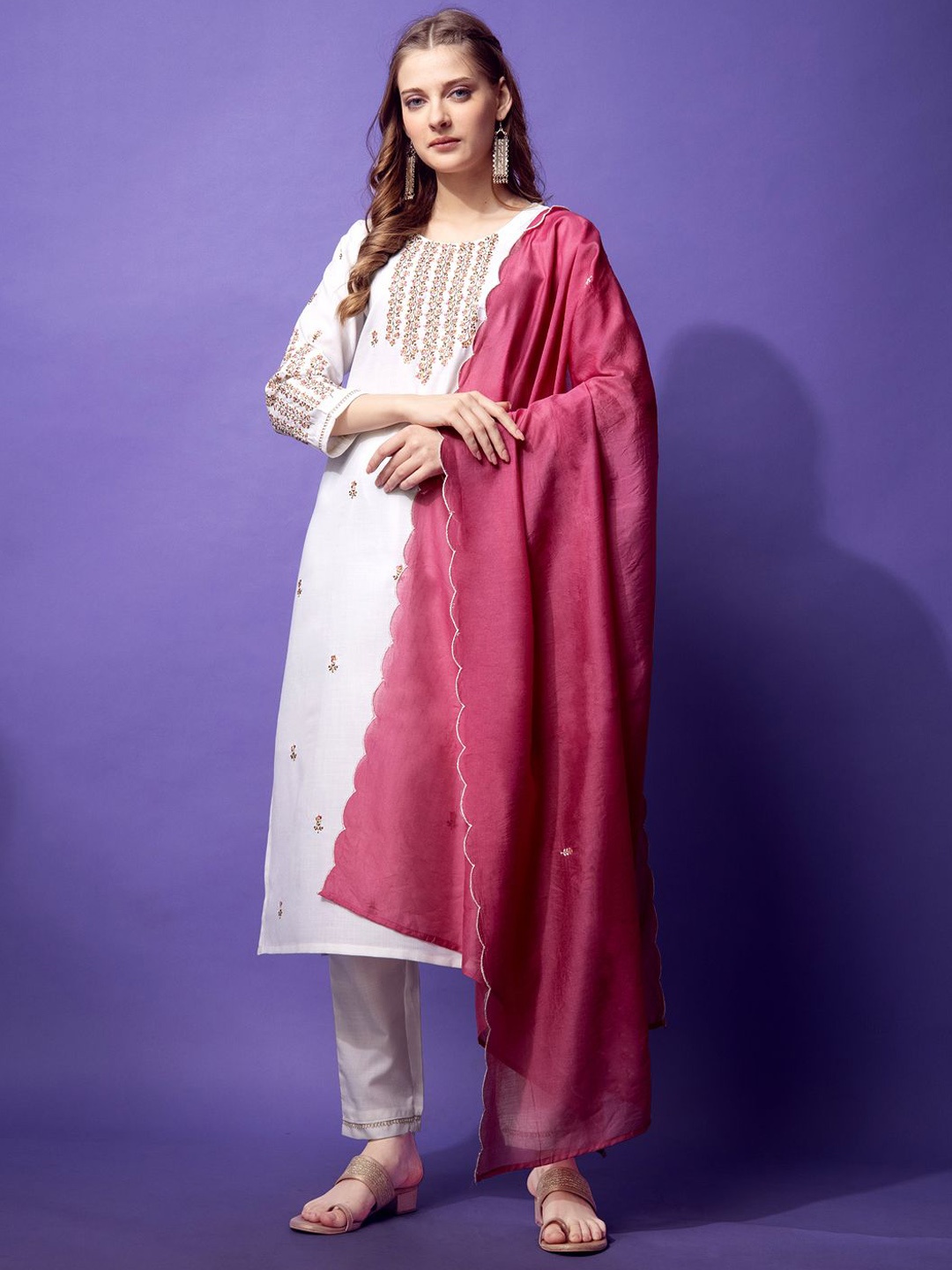 

ARADHNA Embroidered Thread Work Straight Kurta With Trouser And Dupatta, White