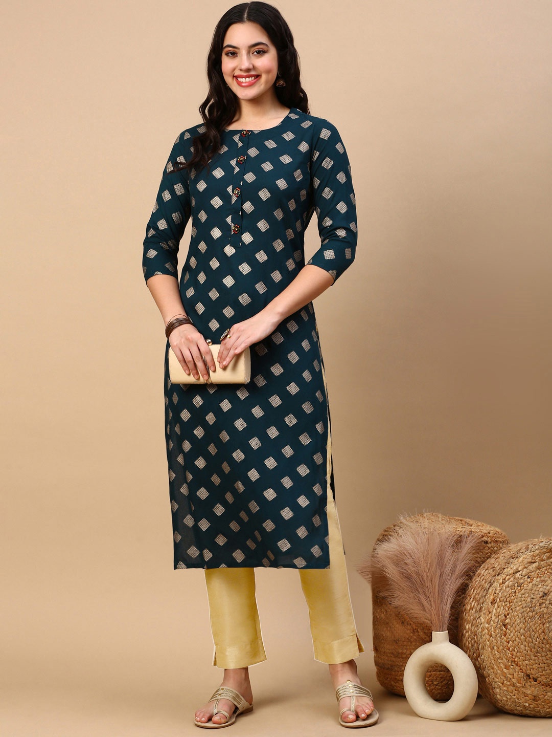 

SHOWOFF Geometric Printed Round Neck Straight Kurta, Teal