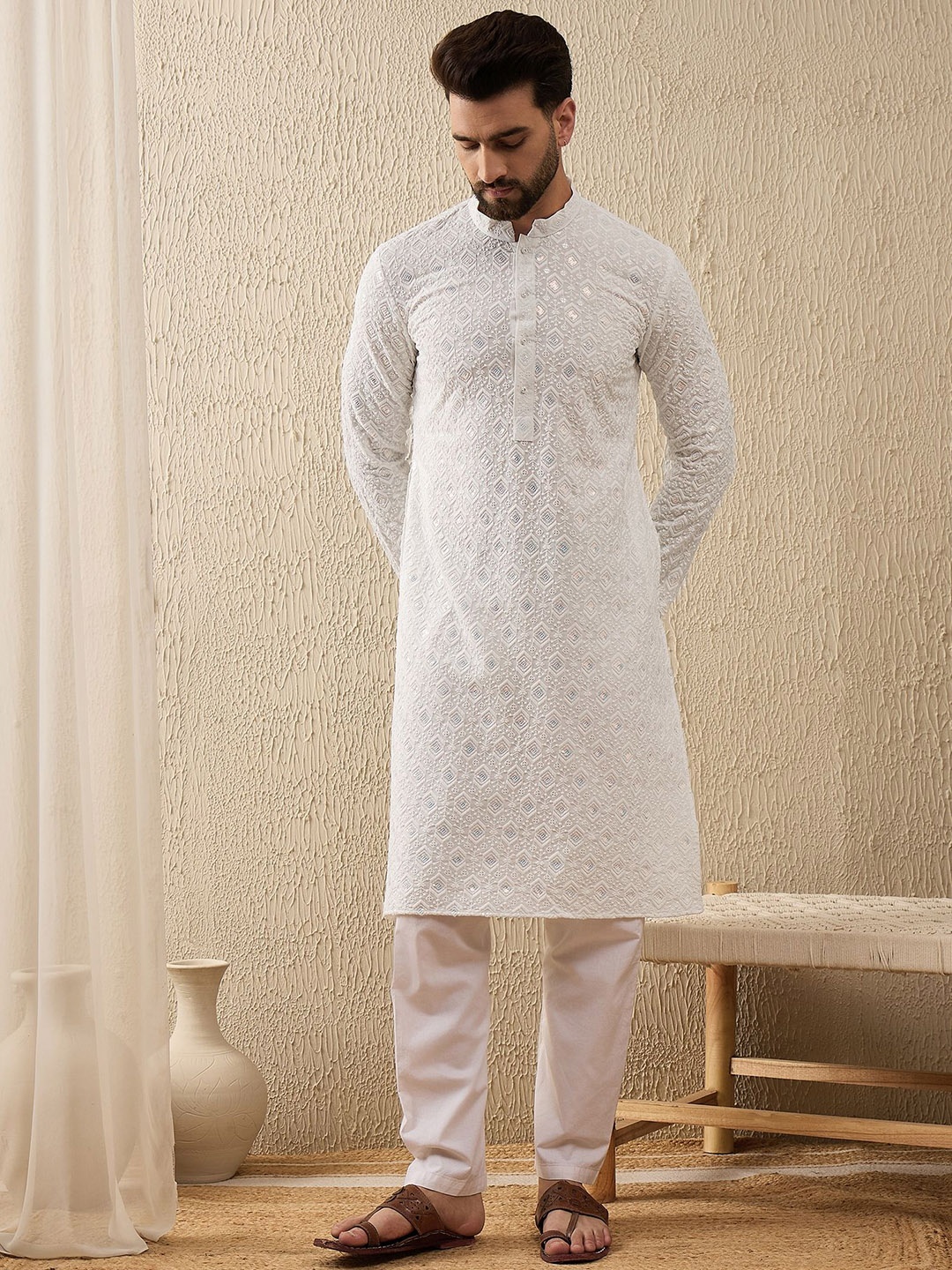 

House of Pataudi Embroidered Sequinned Mandarin Collar Straight Kurta, White