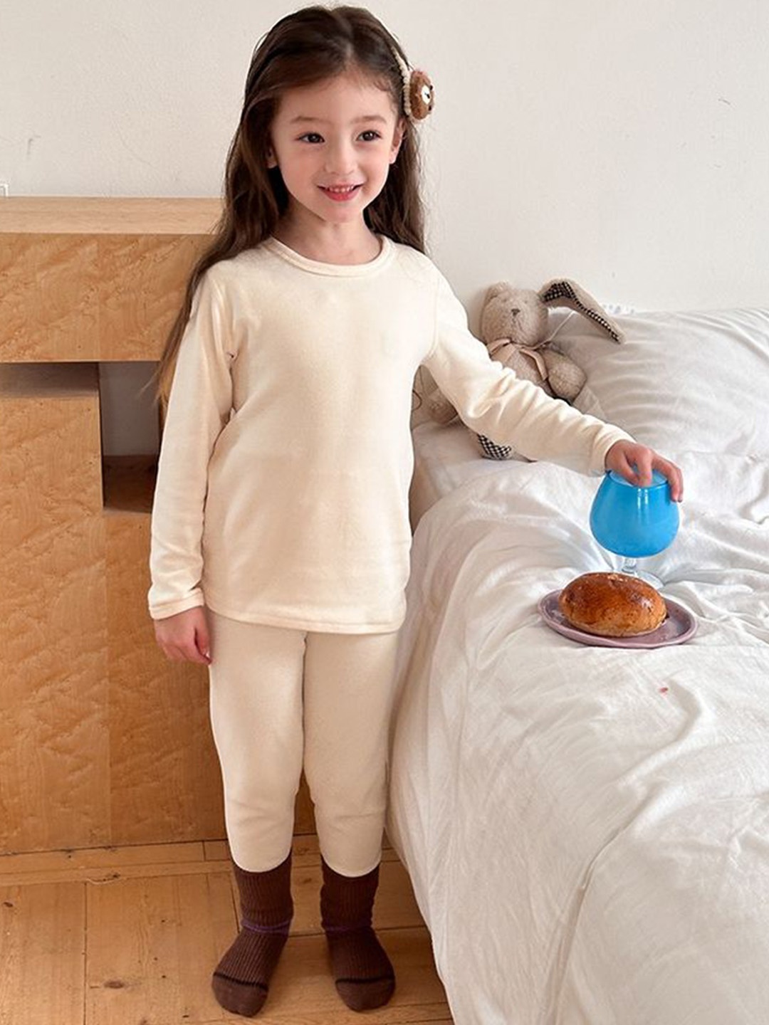 

LULU & SKY Girls 2pc Loungewear Tee With Leggings, Beige