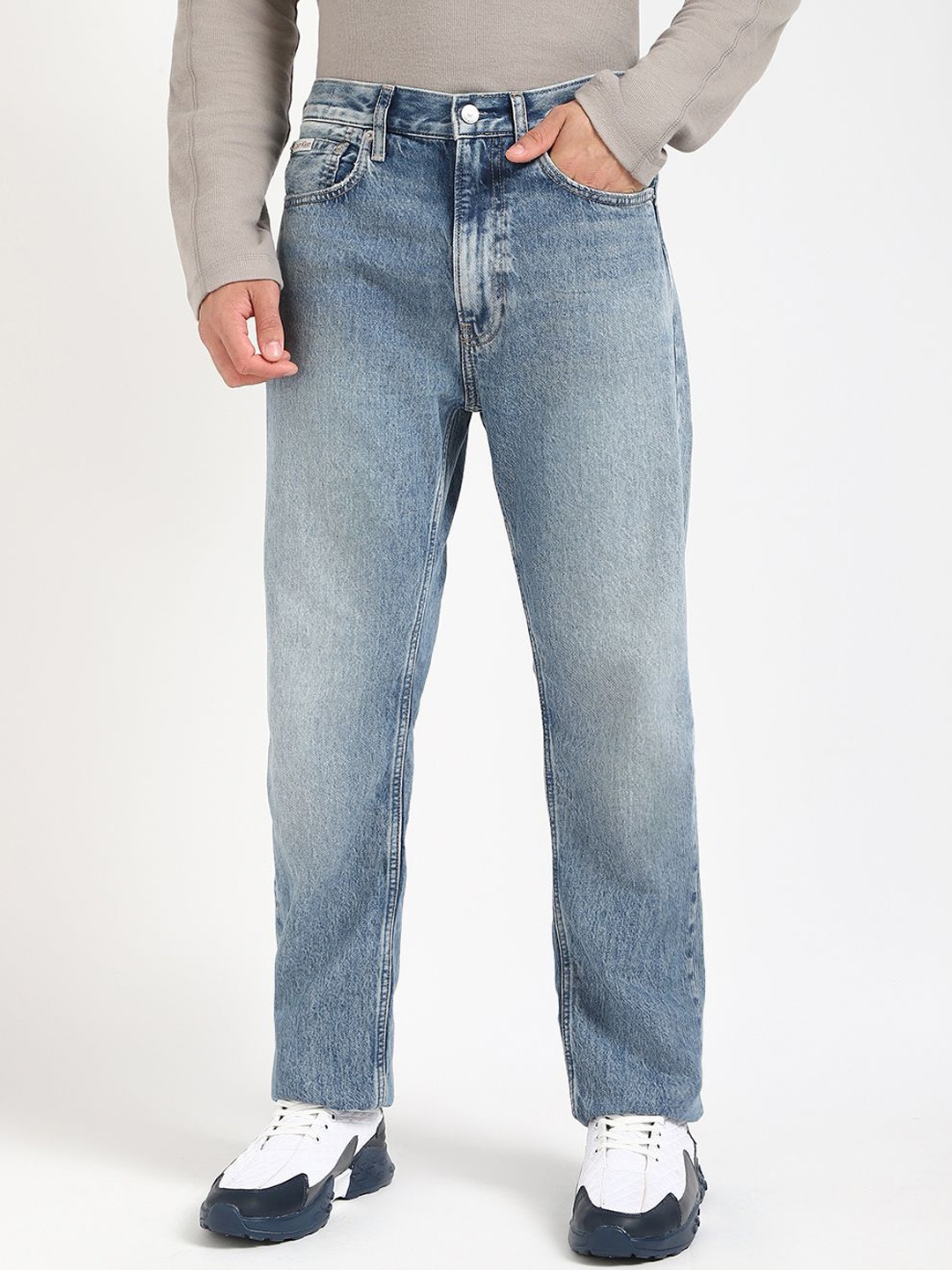 

Calvin Klein Jeans Men Straight Fit Low Distress Pure Cotton Jeans, Blue