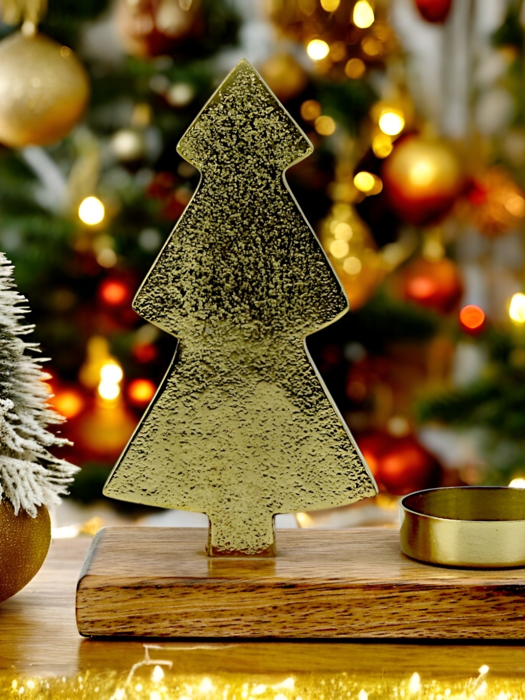 

Hind Decor Gold Toned Christmas Tree-Shaped Candle Holder