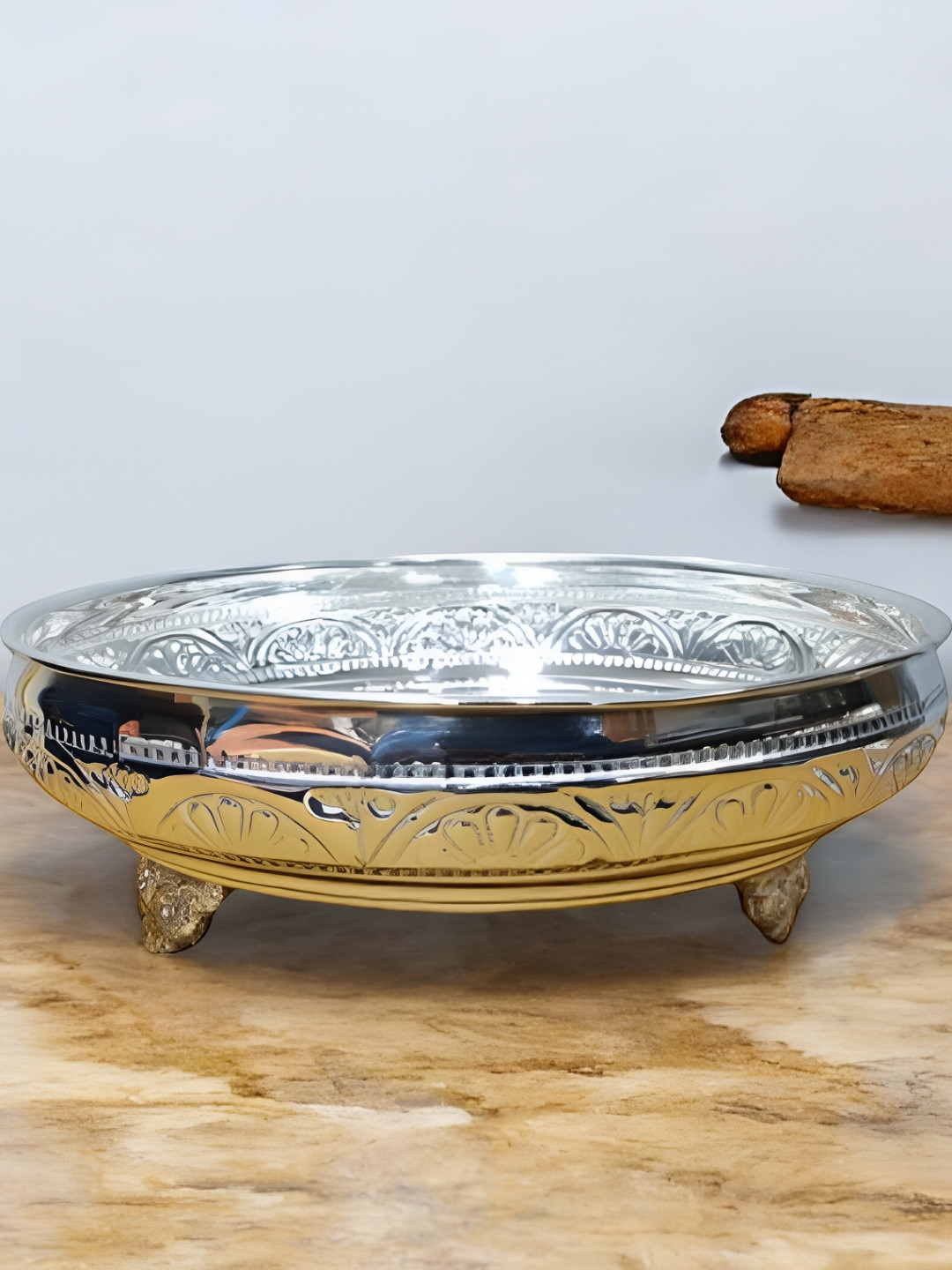 

Sigaram Pooja Articles Silver-Toned German Silver Pooja Thali Pooja Essentials