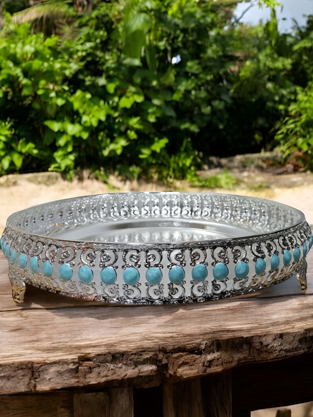 

Sigaram Silver-Toned Textured Round Wedding Tray