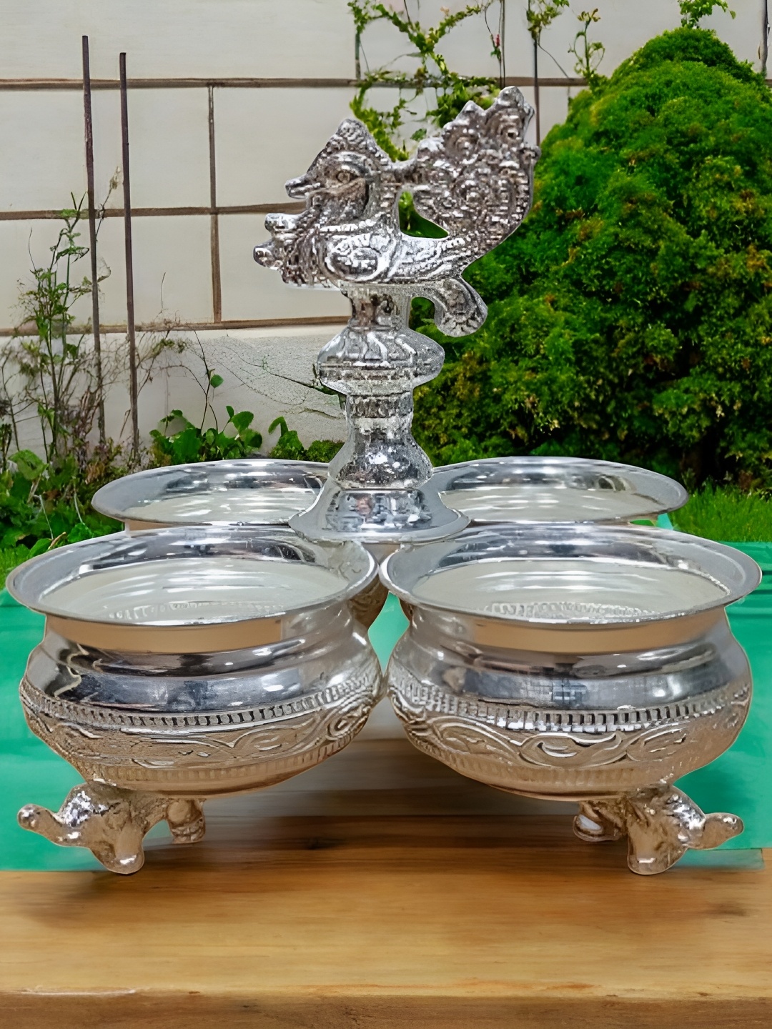 

Sigaram Pooja Articles Silver-Toned Textured 4-Cup Panchwala With Leg