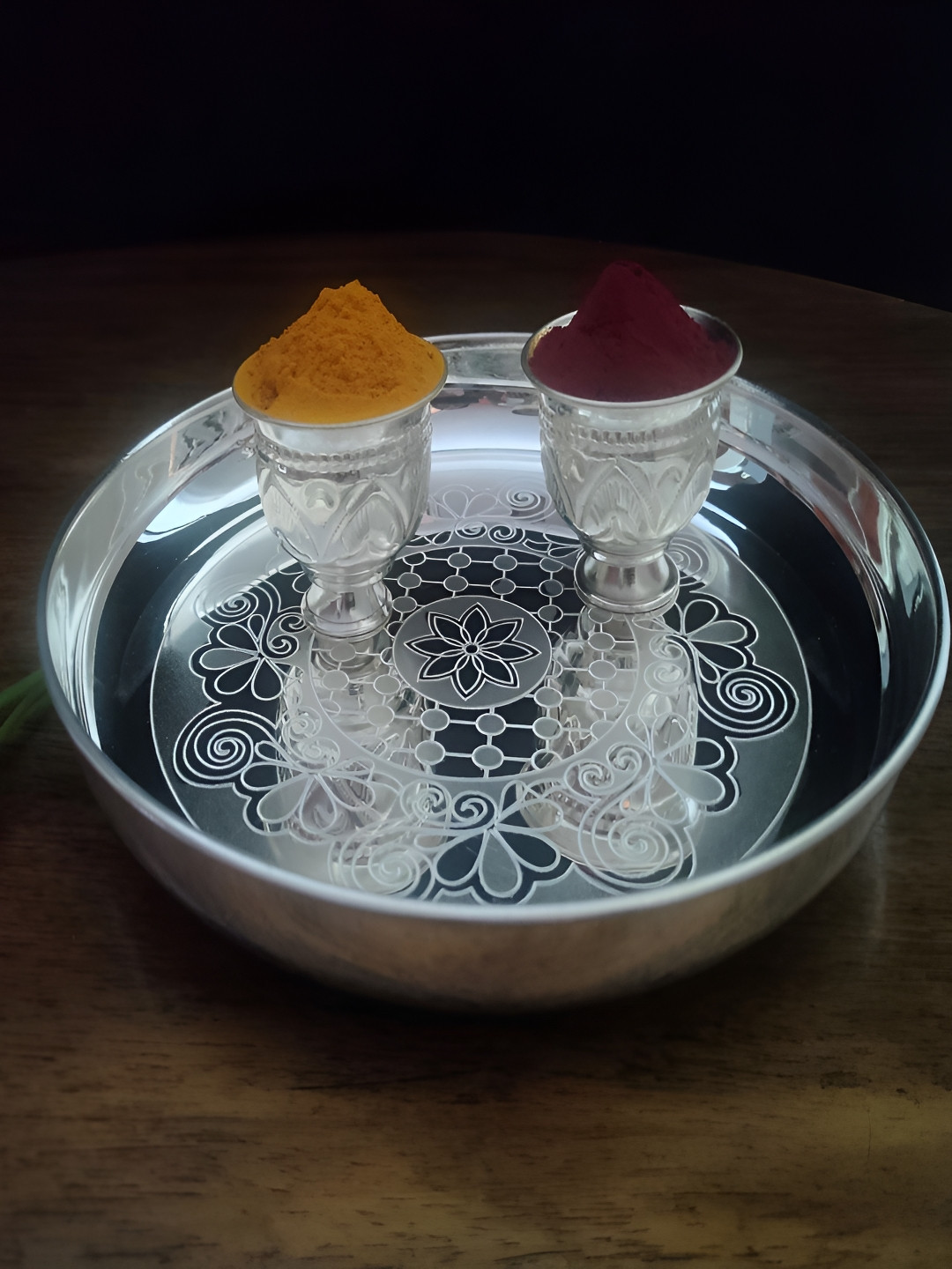 

Sigaram Pooja Articles Silver-Toned German Silver Pooja Thali & 2 Kumkum Cups