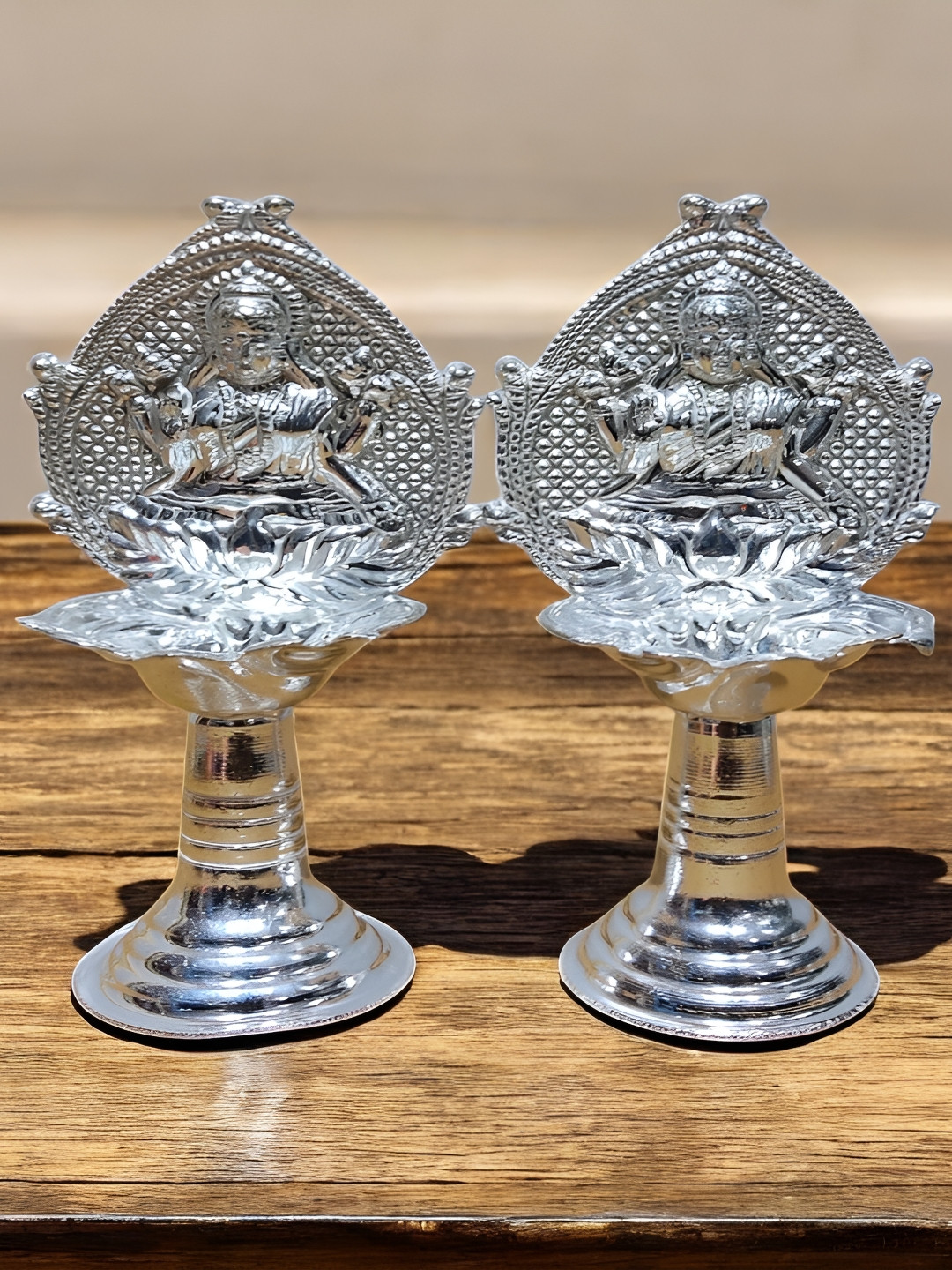 

Sigaram Pooja Articles Silver-Toned 2 Pieces Fancy Kamakshi Diya For Home Pooja Decor