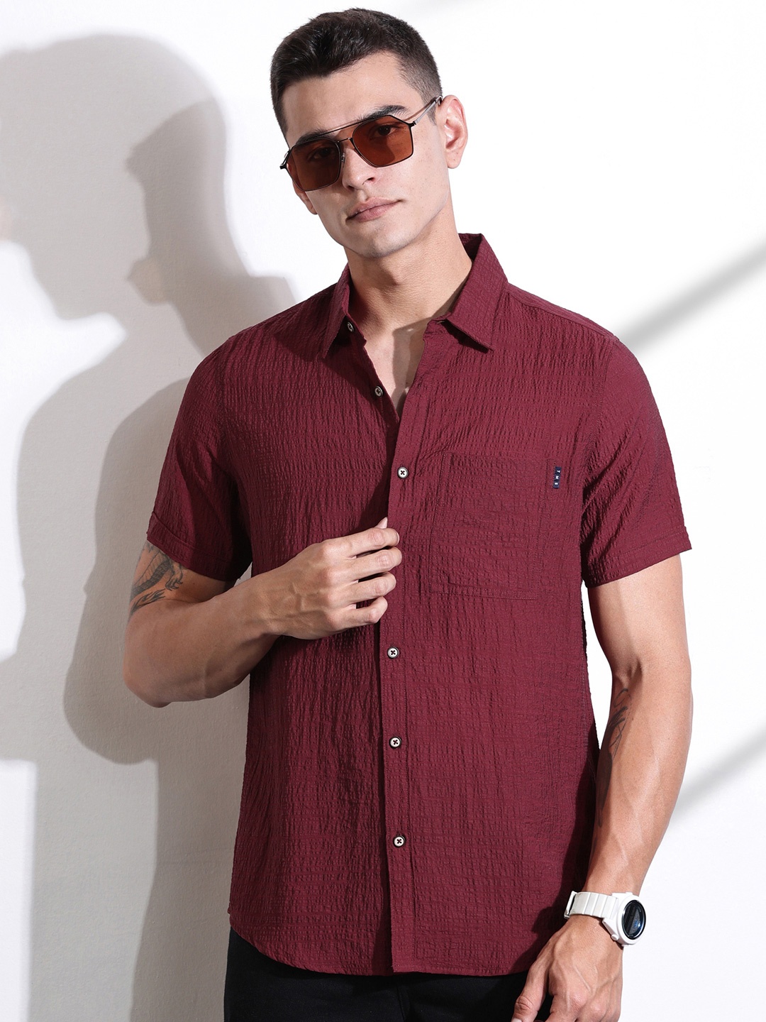 

Thomas Scott Men Smart Slim Fit Spread Collar Textured Casual Shirt, Maroon