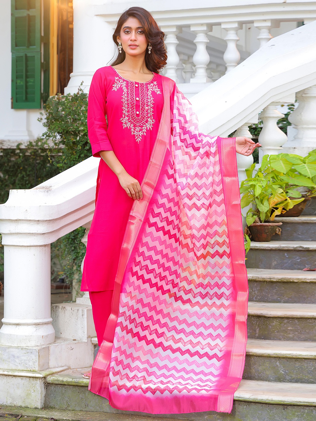 

Anouk Pink Floral Emroidered Sequinned Straight Kurta With Trousers And Dupatta