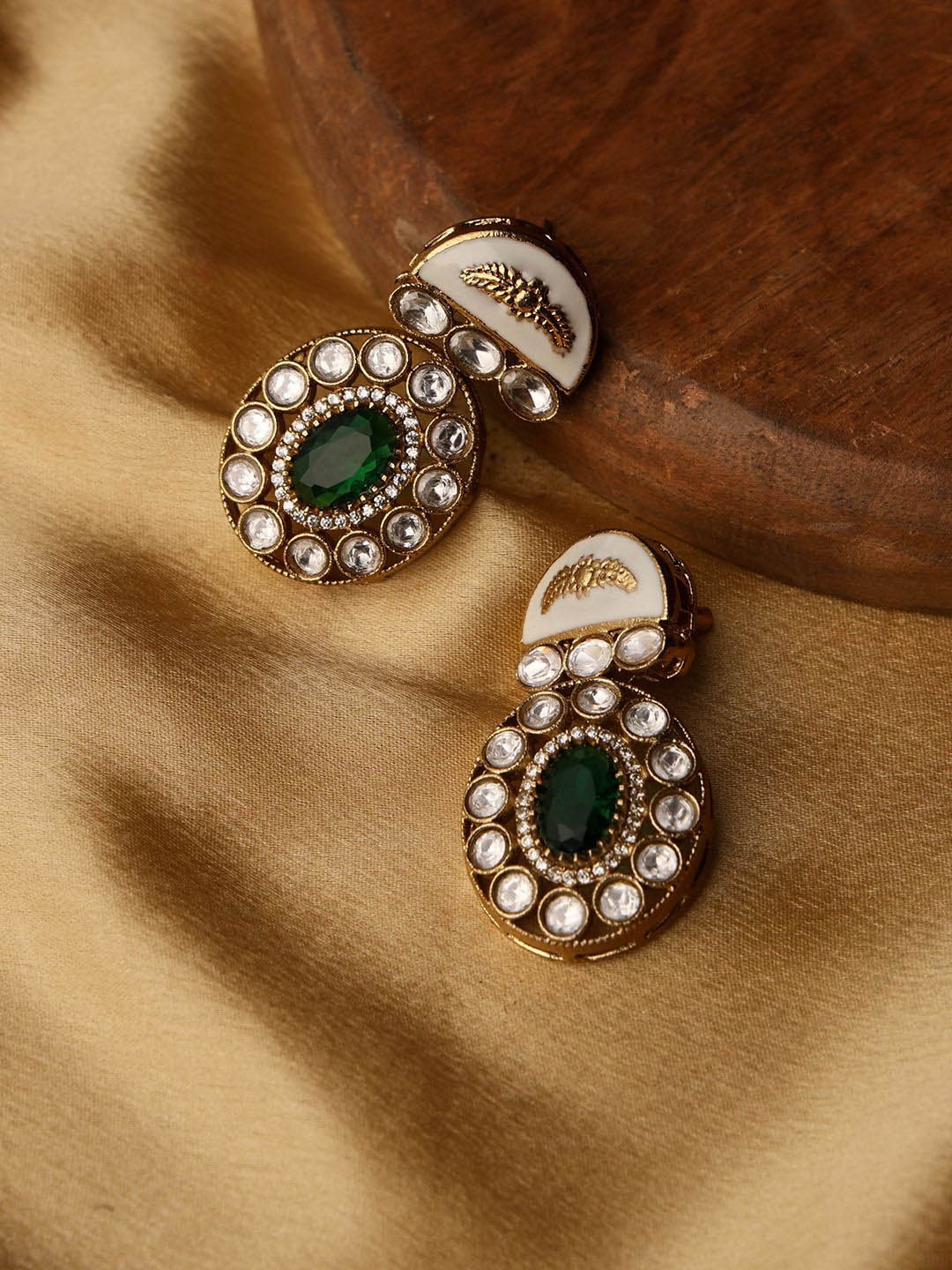 

VENI Gold Plated Kundan Contemporary Drop Earrings