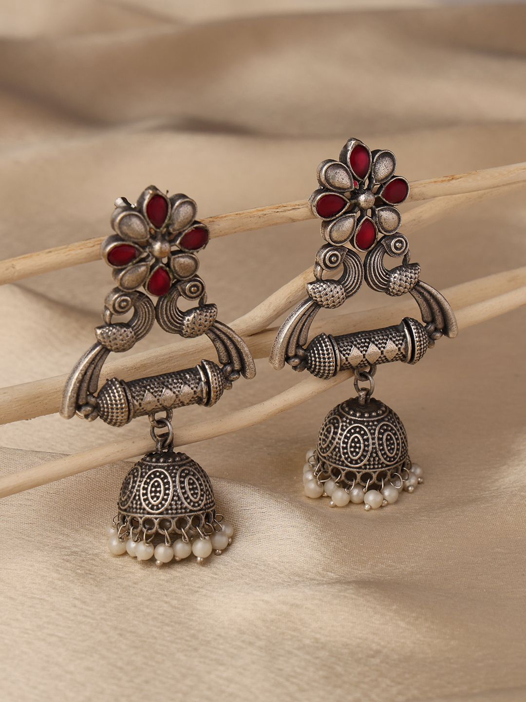 

VENI 92.5 Silver-Plated Artificial Stones Studded and Beaded Oxidised Jhumkas