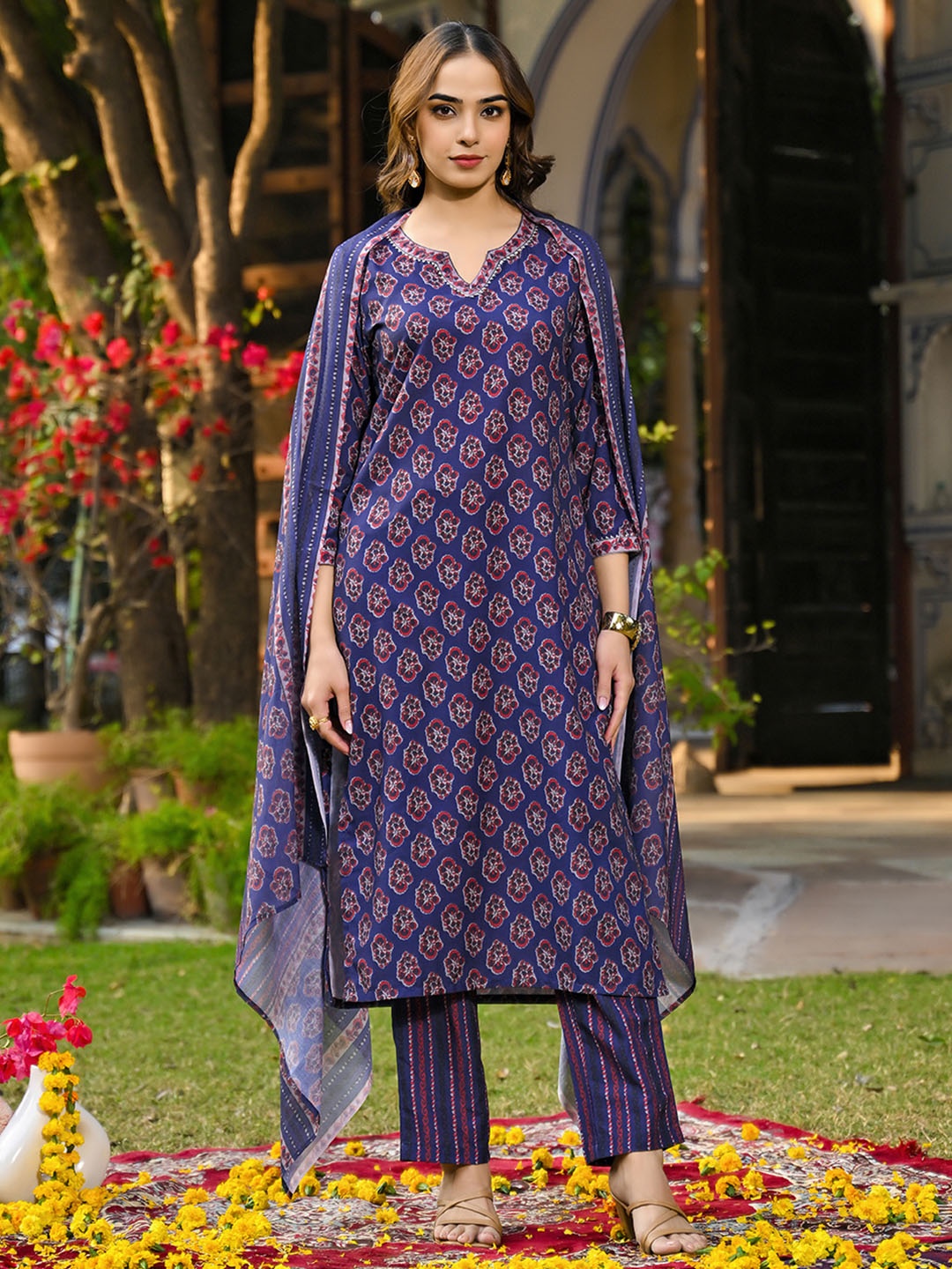 

AHIKA Floral Printed V-Neck Gotta Patti Straight Kurta With Trousers & Dupatta, Navy blue