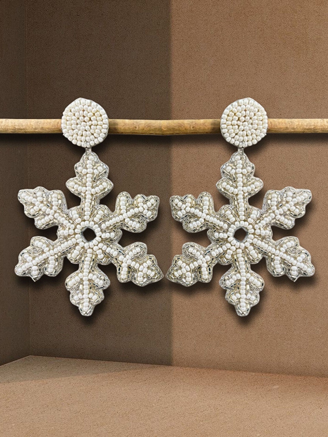 

UnfoldSelf Contemporary Drop Earrings, White