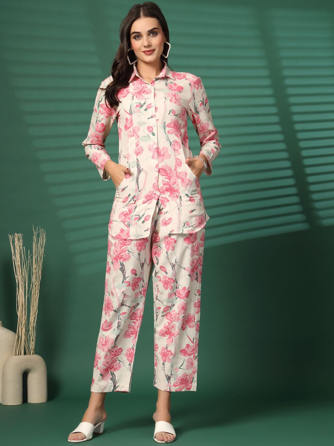 

LARGISH Floral Printed Pure Cotton Shirt With Trouser, Pink