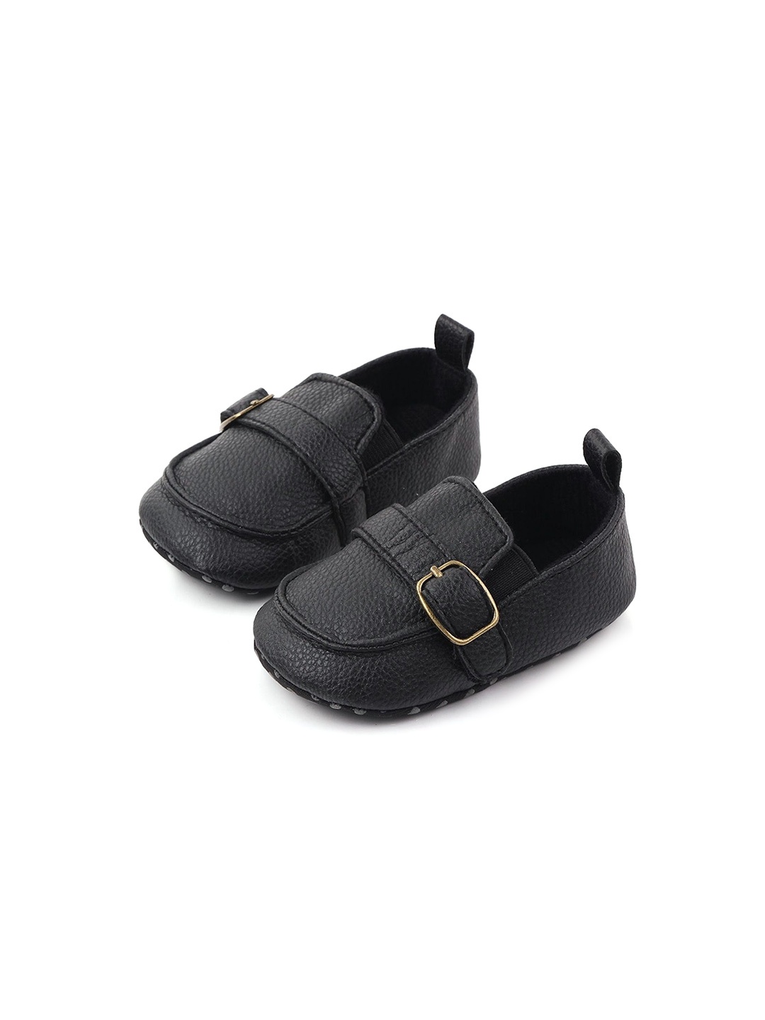 

Tricycle Clothing Boys Textured Sneakers with buckle, Black