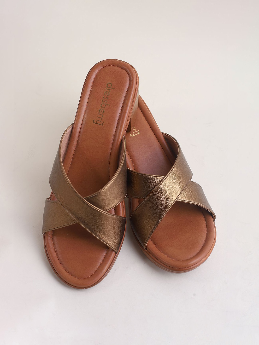 

DressBerry Women Open Toe Block Sandals, Bronze