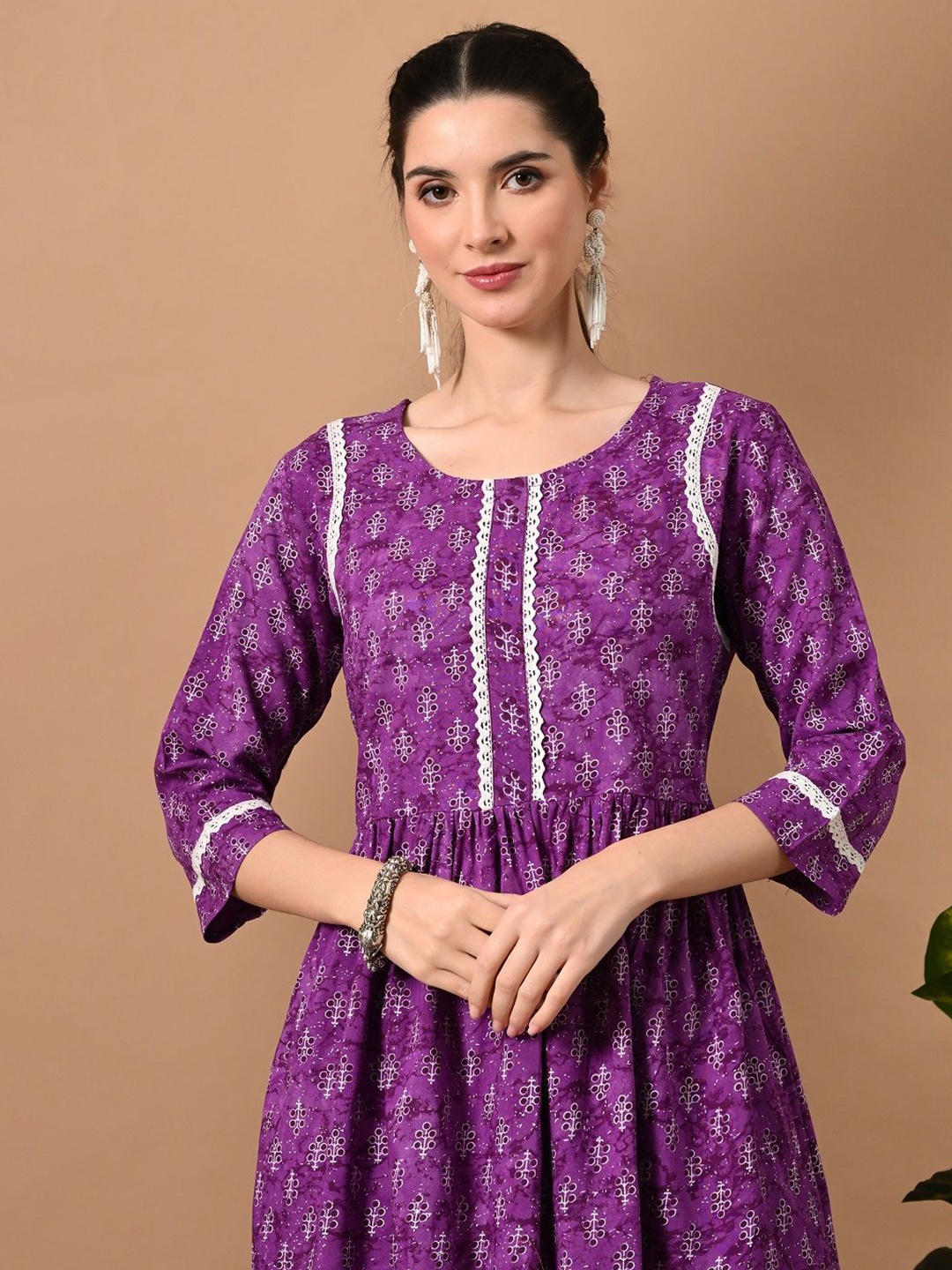 

METAFAB Floral Printed Round Neck Anarkali Short Kurti, Purple
