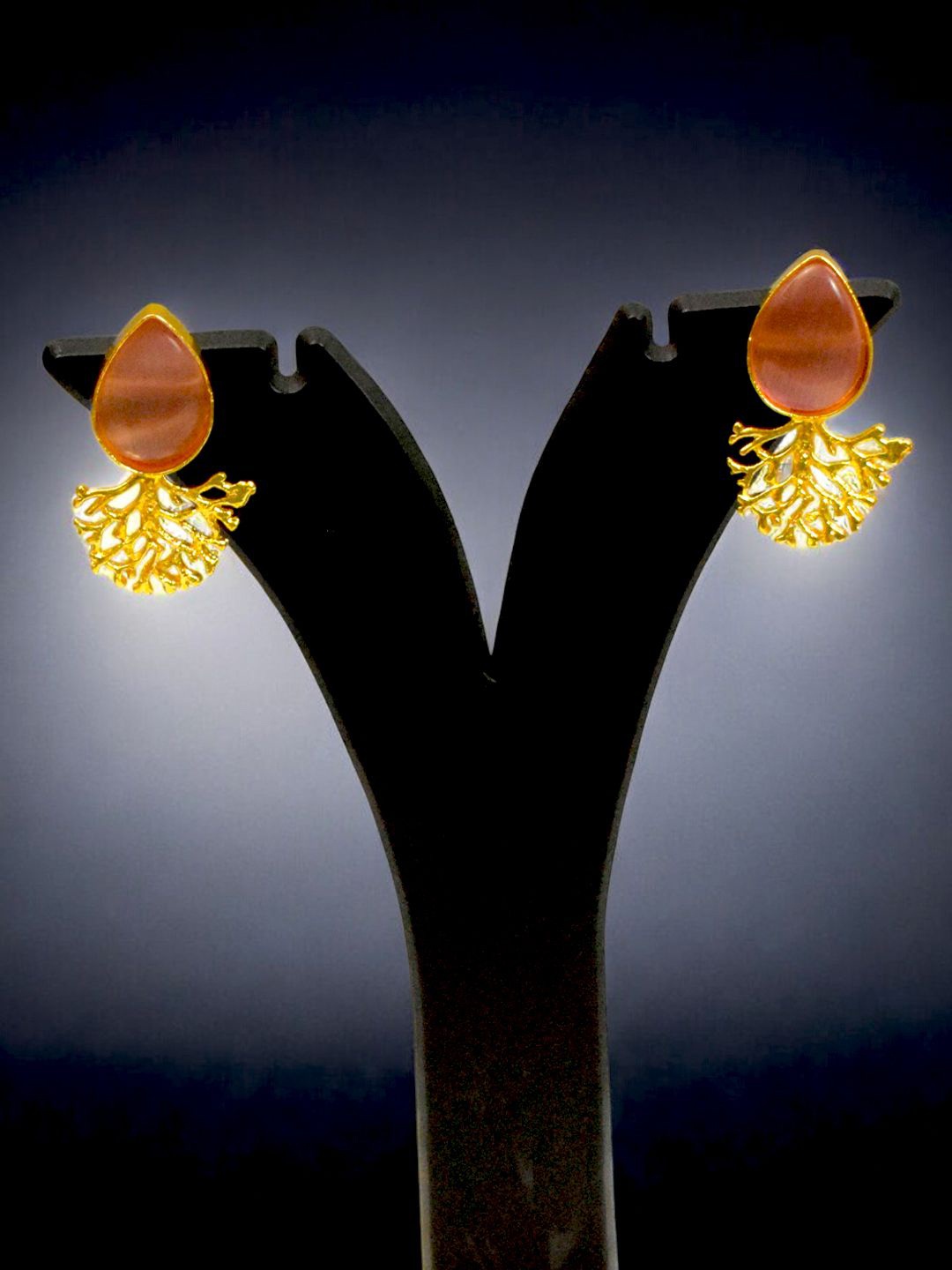 

TISHUL JEWELS Gold-Plated Artificial Stone Studded Teardrop Shaped Drop Earrings