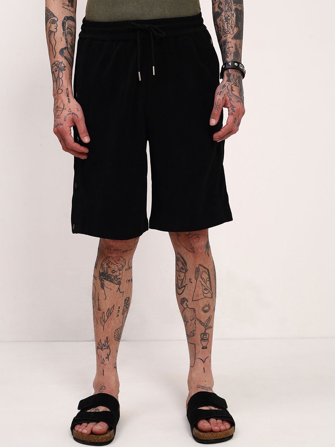 

SHOWOFF Men Cotton Mid-Rise Regular Fit Shorts, Black