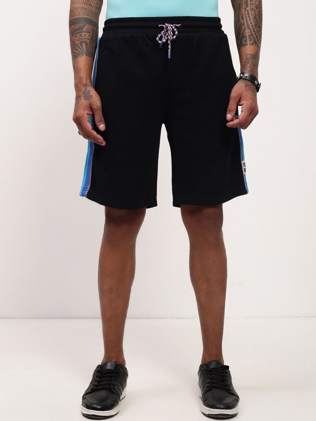 

SHOWOFF Men Cotton Mid-Rise Shorts, Black