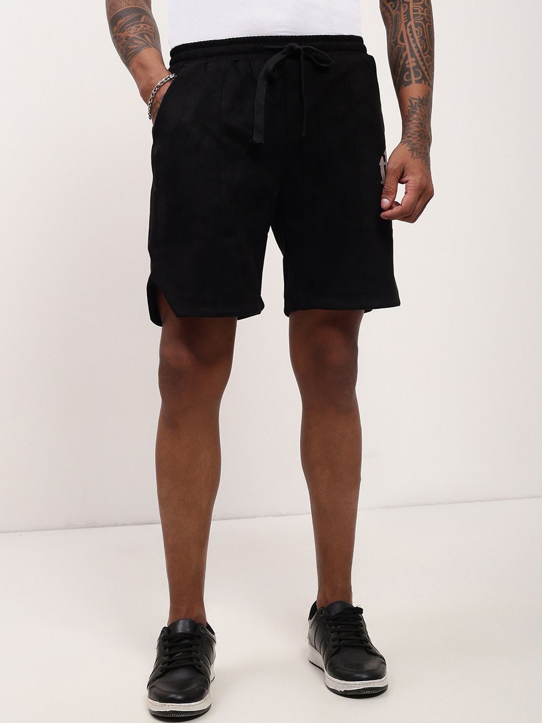

SHOWOFF Men Regular Fit Cotton Shorts, Black
