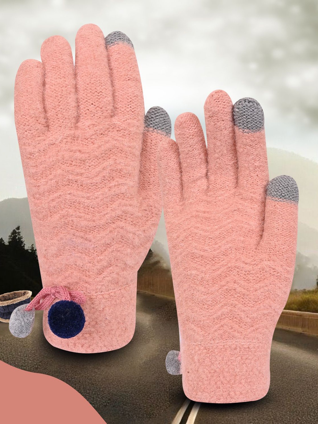 

LOOM LEGACY Women Patterned Touchscreen Gloves, Peach