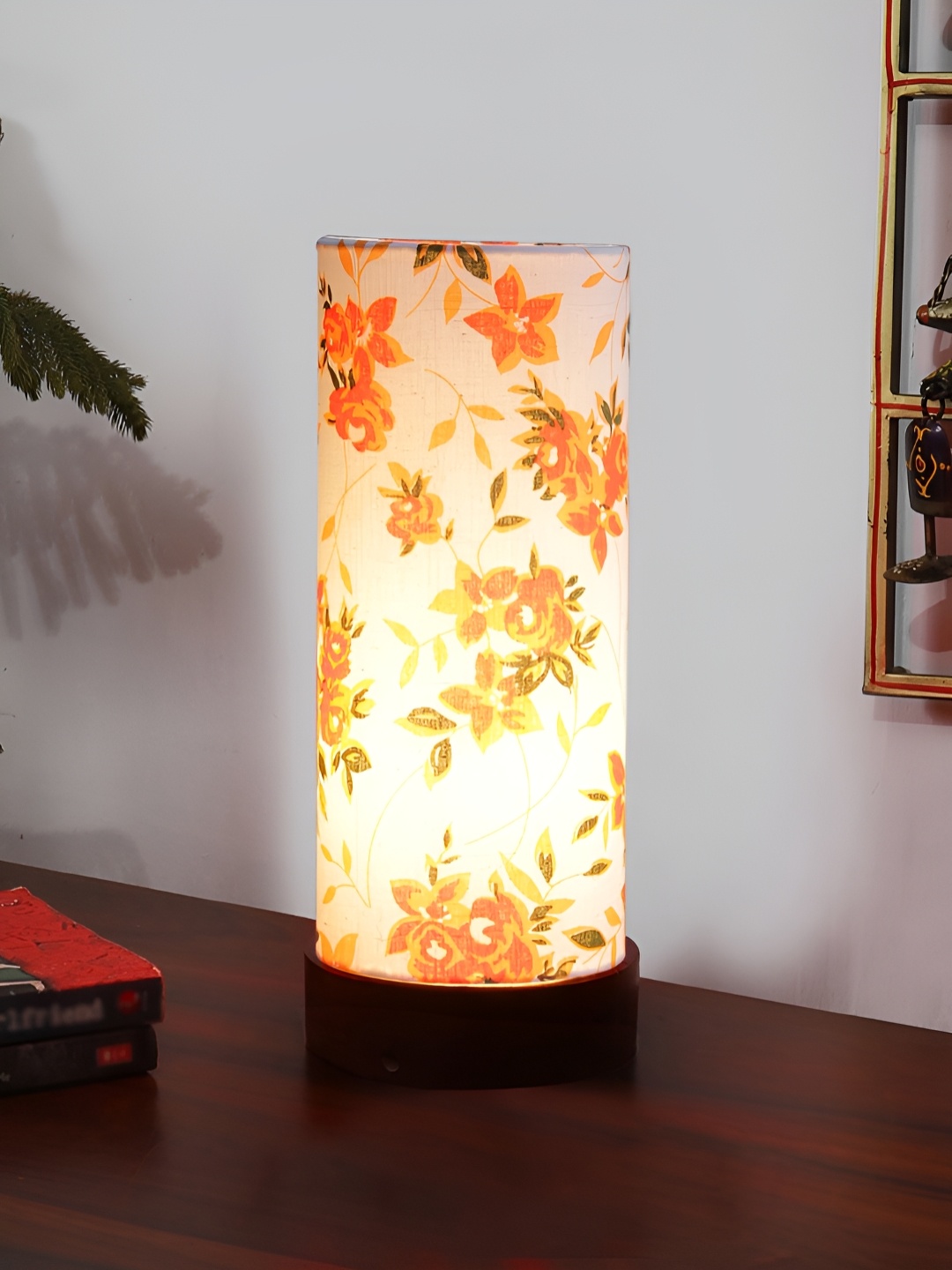 

Aura White Wood Traditional Cylindrical Shaped Table Lamp