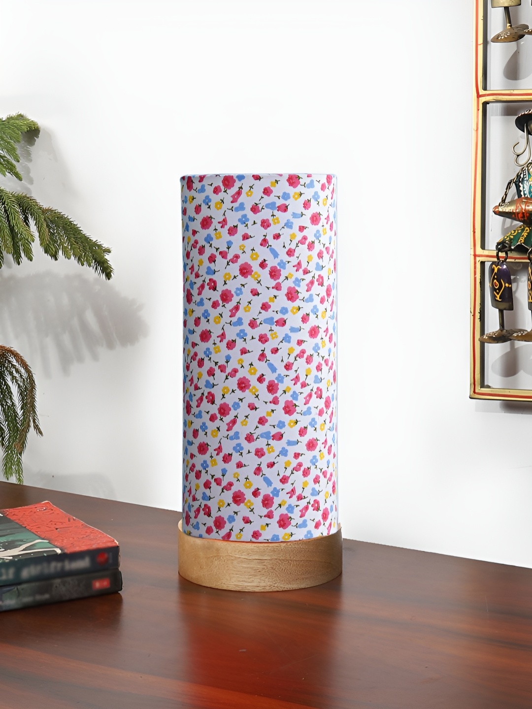 

Aura Multicoloured Wood Traditional Cylindrical Shaped Table Lamp, White