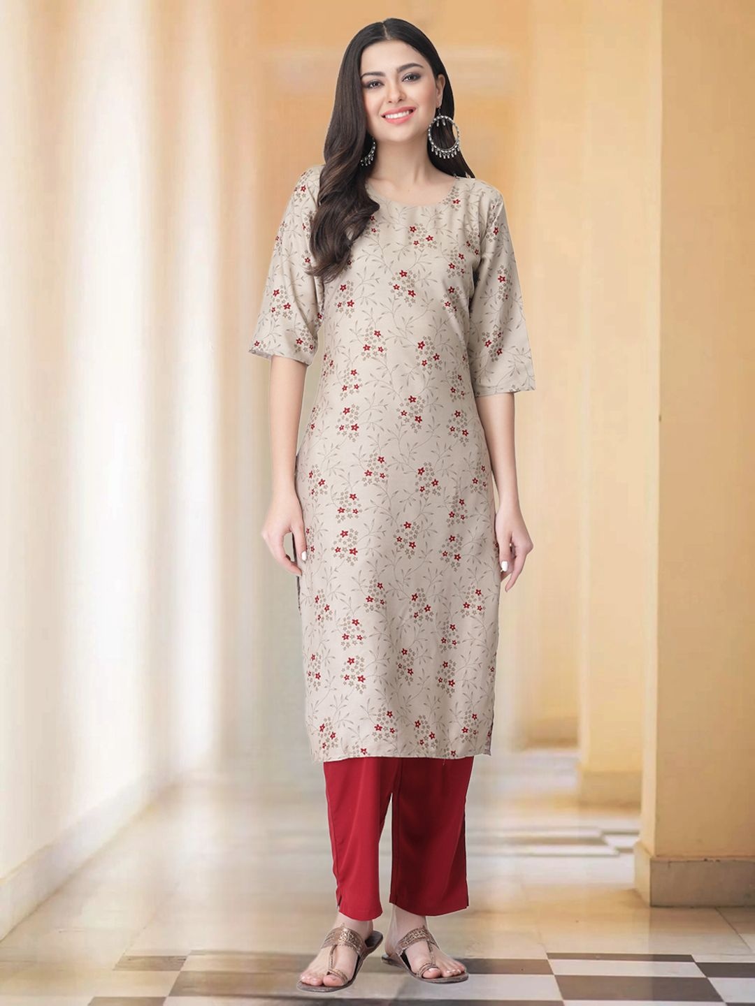

7Threads Floral Printed Round Neck Straight Kurta With Trousers, Beige