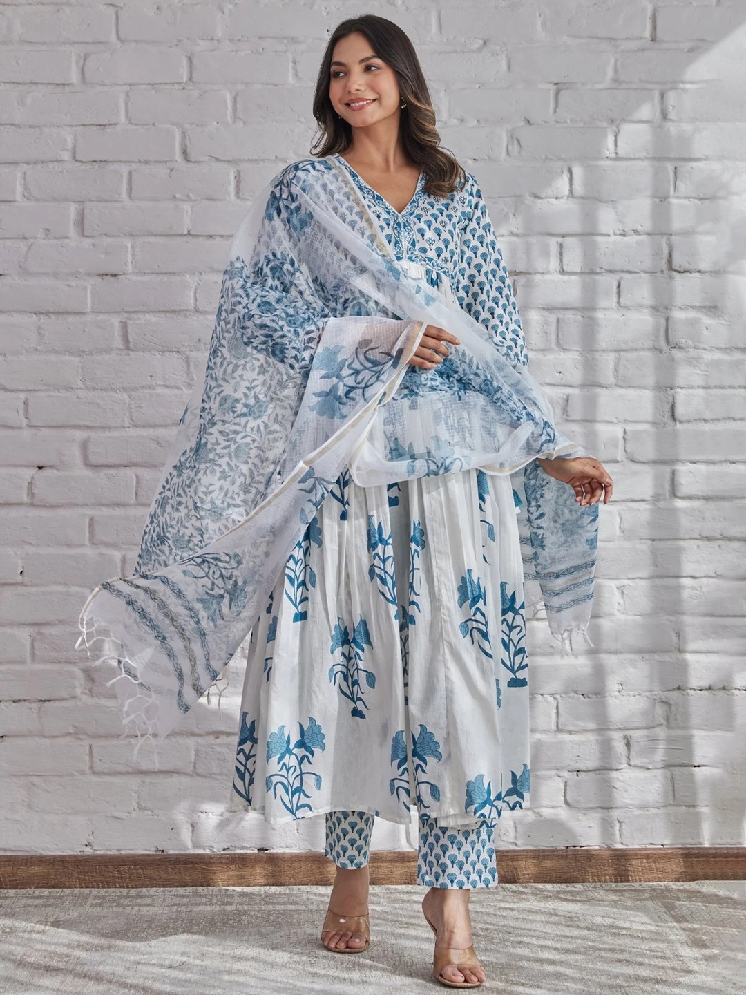 

GoSriKi Floral Printed V-Neck Empire Anarkali Kurta With Trouser And Dupatta, White
