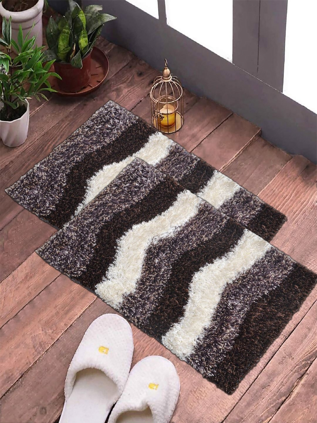 

FABINALIV Grey and Black 2 Pieces Geometric Printed Anti Skid Door Mats