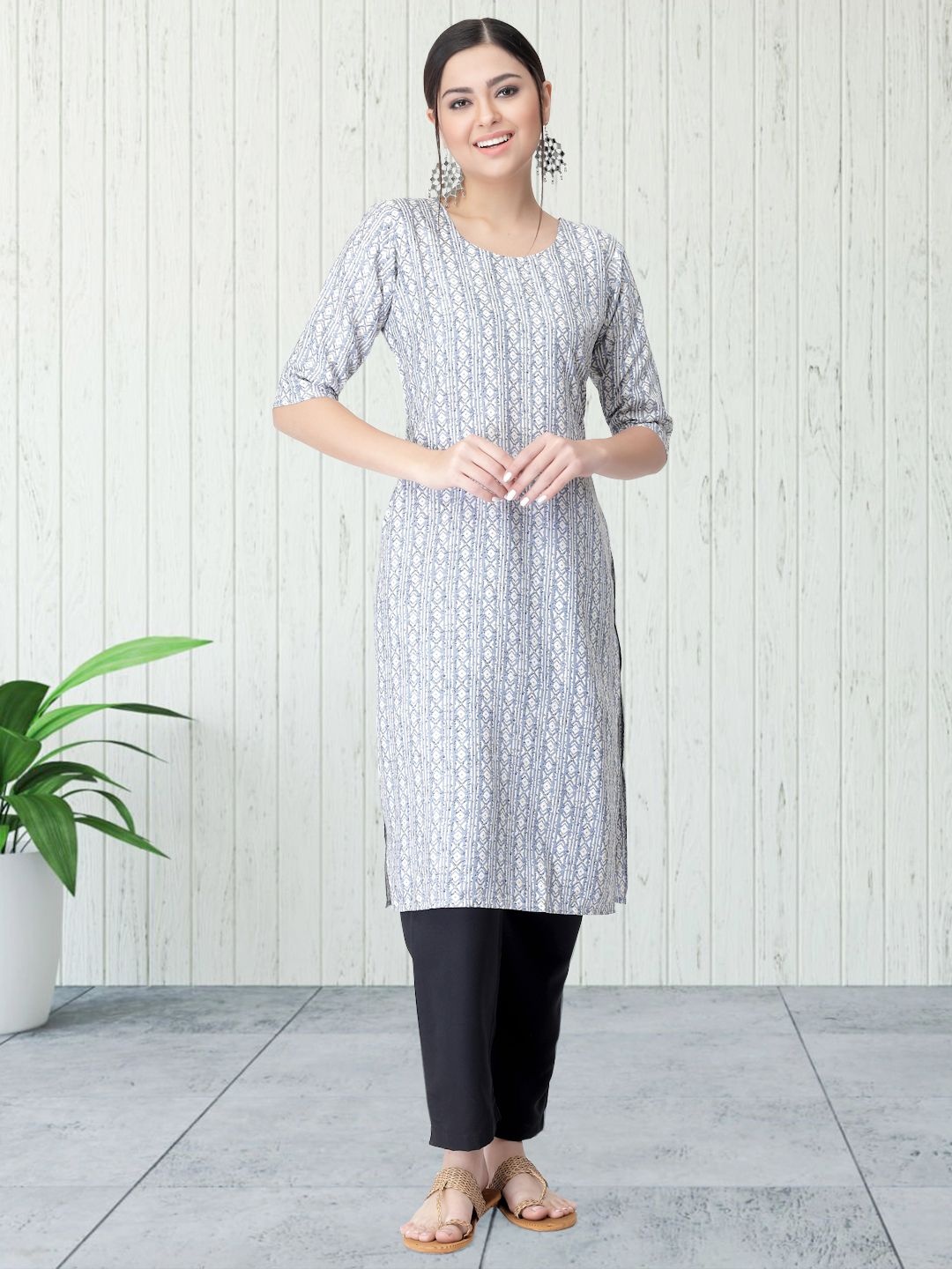 

7Threads Ethnic Motifs Printed Round Neck Kurta With Trouser, White