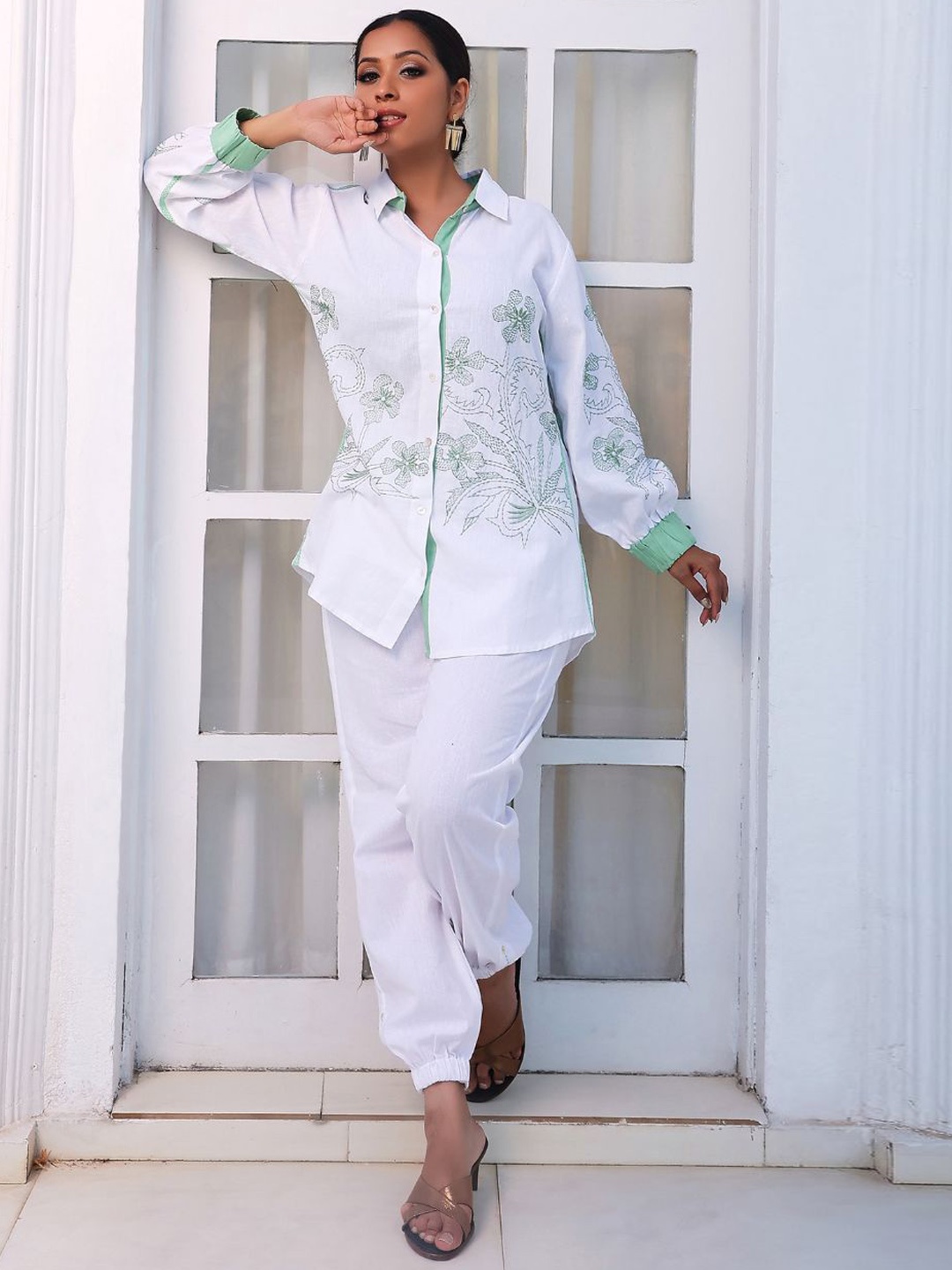 

Kaftanize Floral Embroidered Shirt Style Linen Tunic With Trousers, White