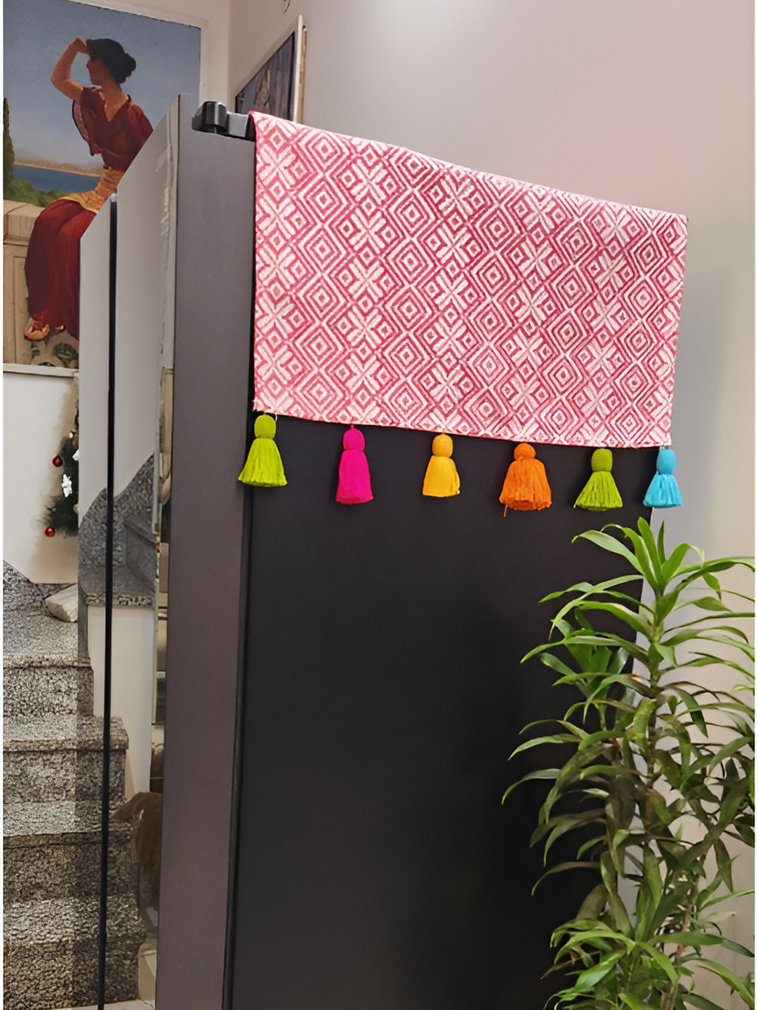 

THROWPILLOW Pink and White Geometric Printed Fridge Cover