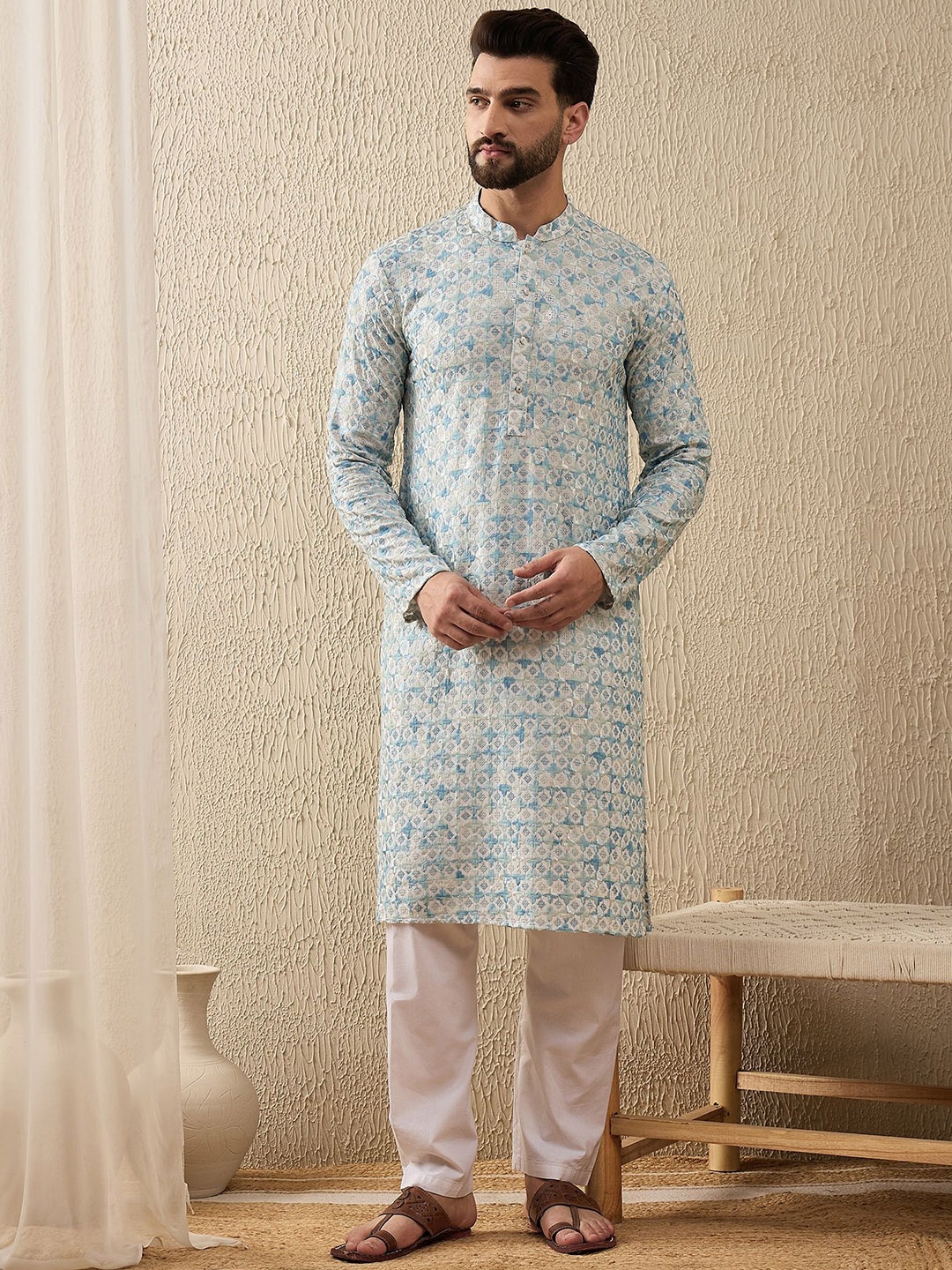 

SWAGG INDIA Floral Embroidered Mandarin Collar Sequinned Straight Kurta, Blue