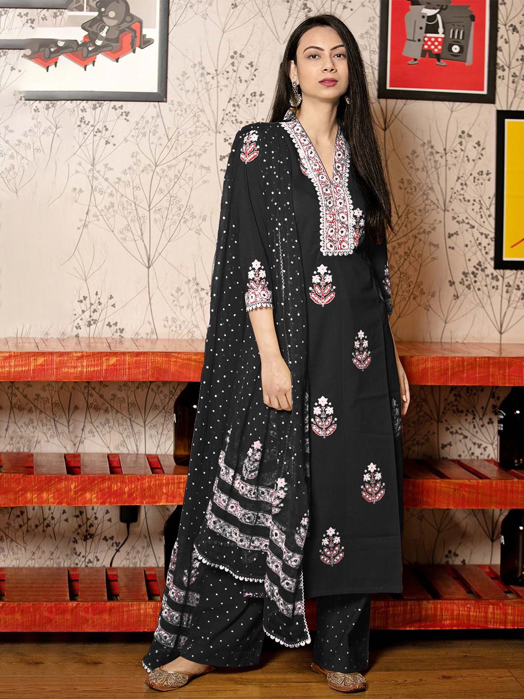 KALINI Floral Printed Thread Work Straight Kurta With Trousers And Dupatta, Black