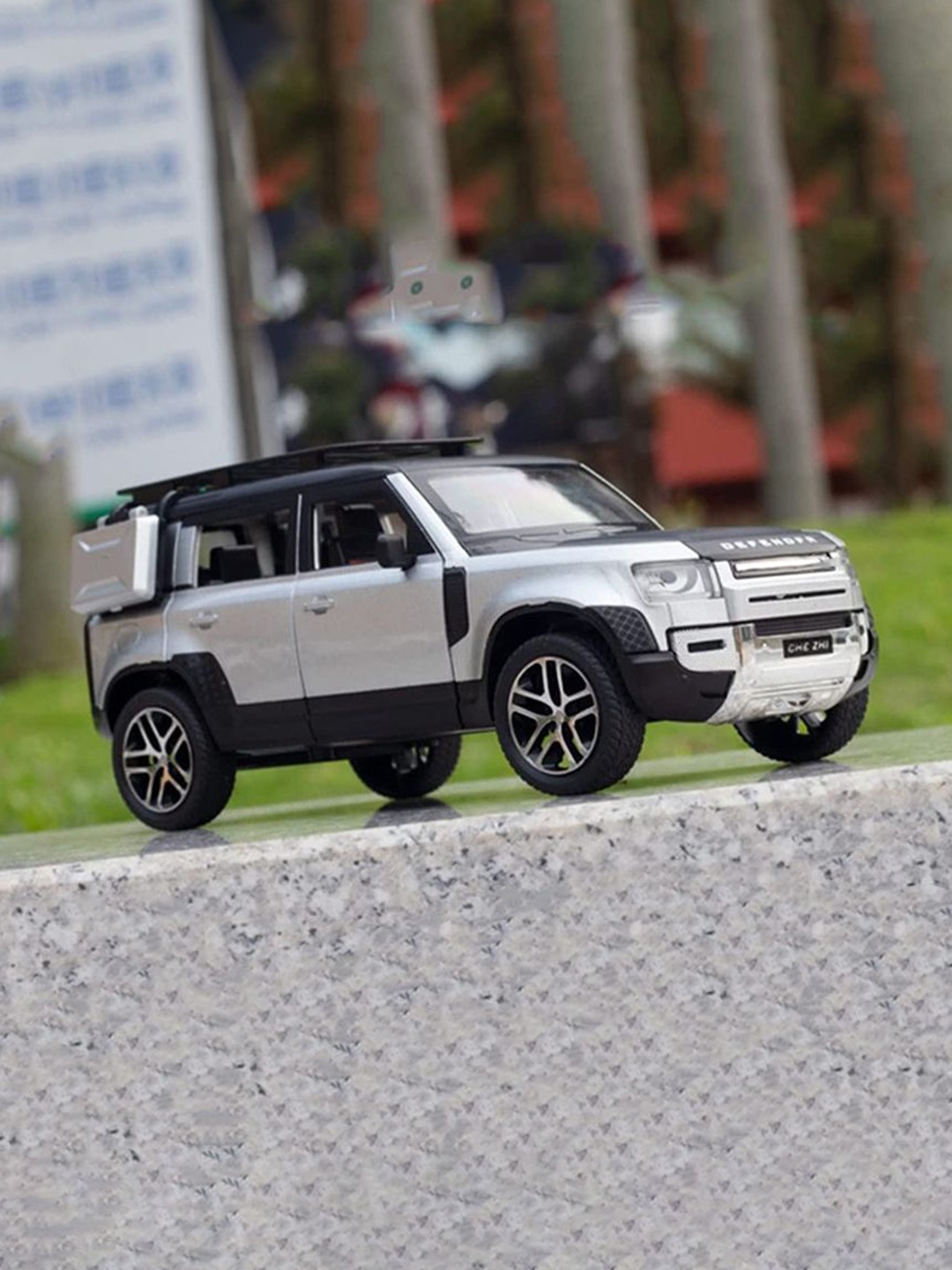 

DEUSON ECOM Kids Pullback Toy Car With Light & Sound, Grey