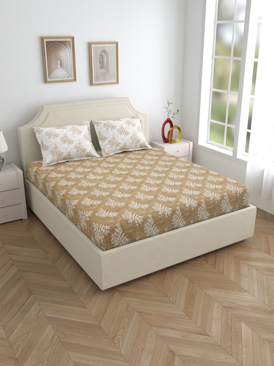 

Myntra Elegant Homes Brown & White Floral 210 TC King Bedsheet with 2 Pillow Covers